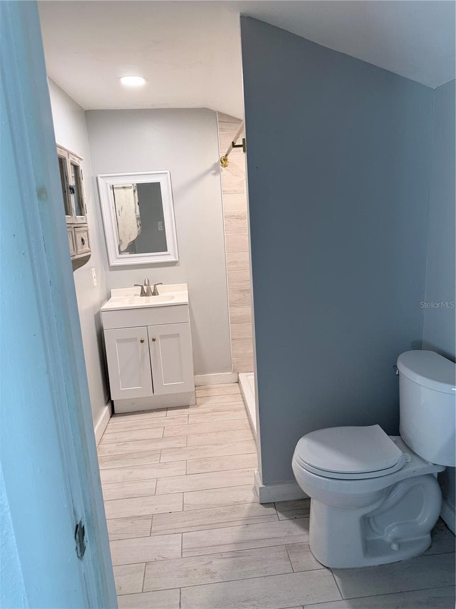 Single Family Residence at 1243 DINGENS AVE, WINDERMERE, photo 42 of 55
