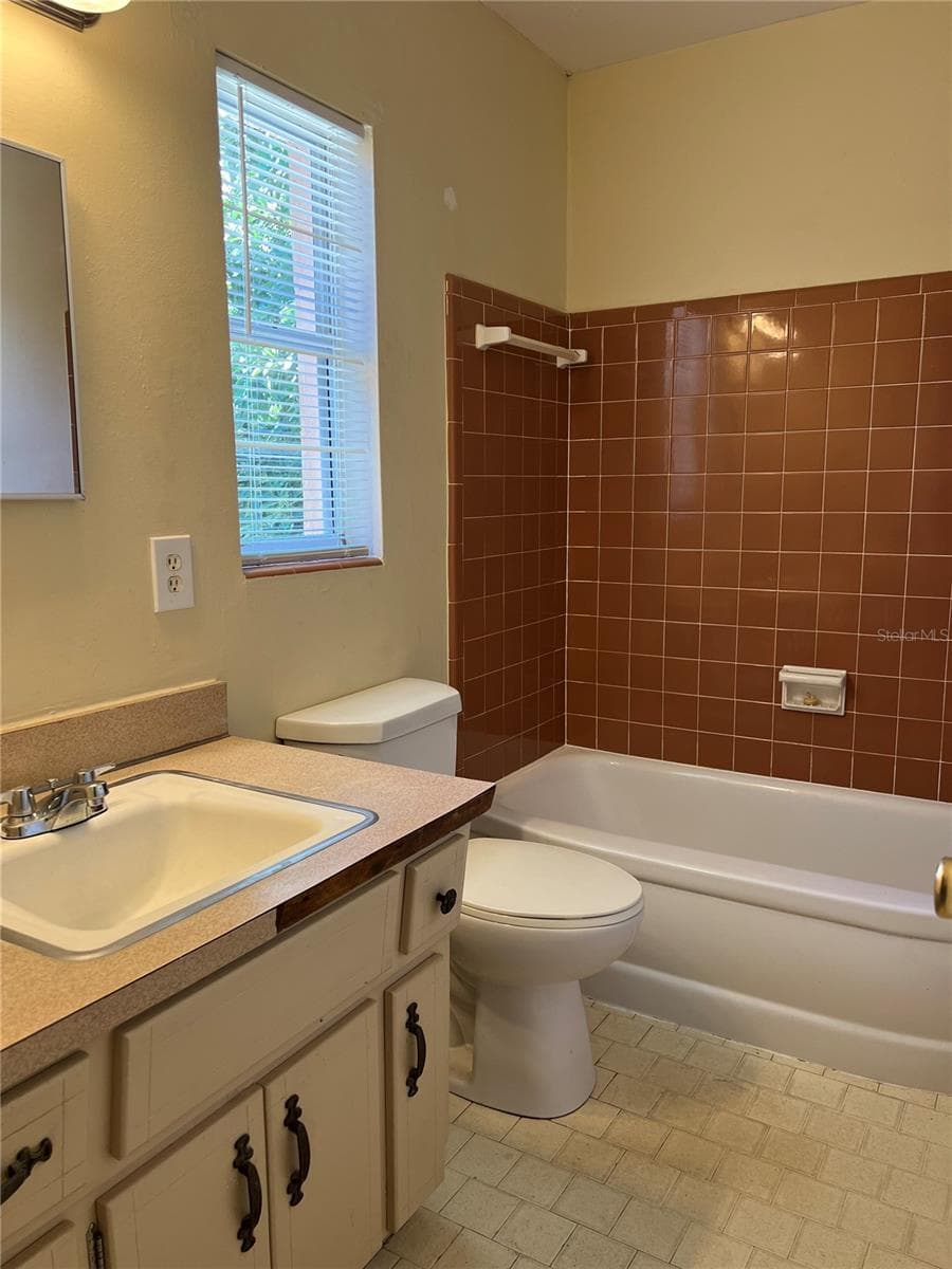 Bathroom 1 - 5847 HARRINGTON DR, ORLANDO