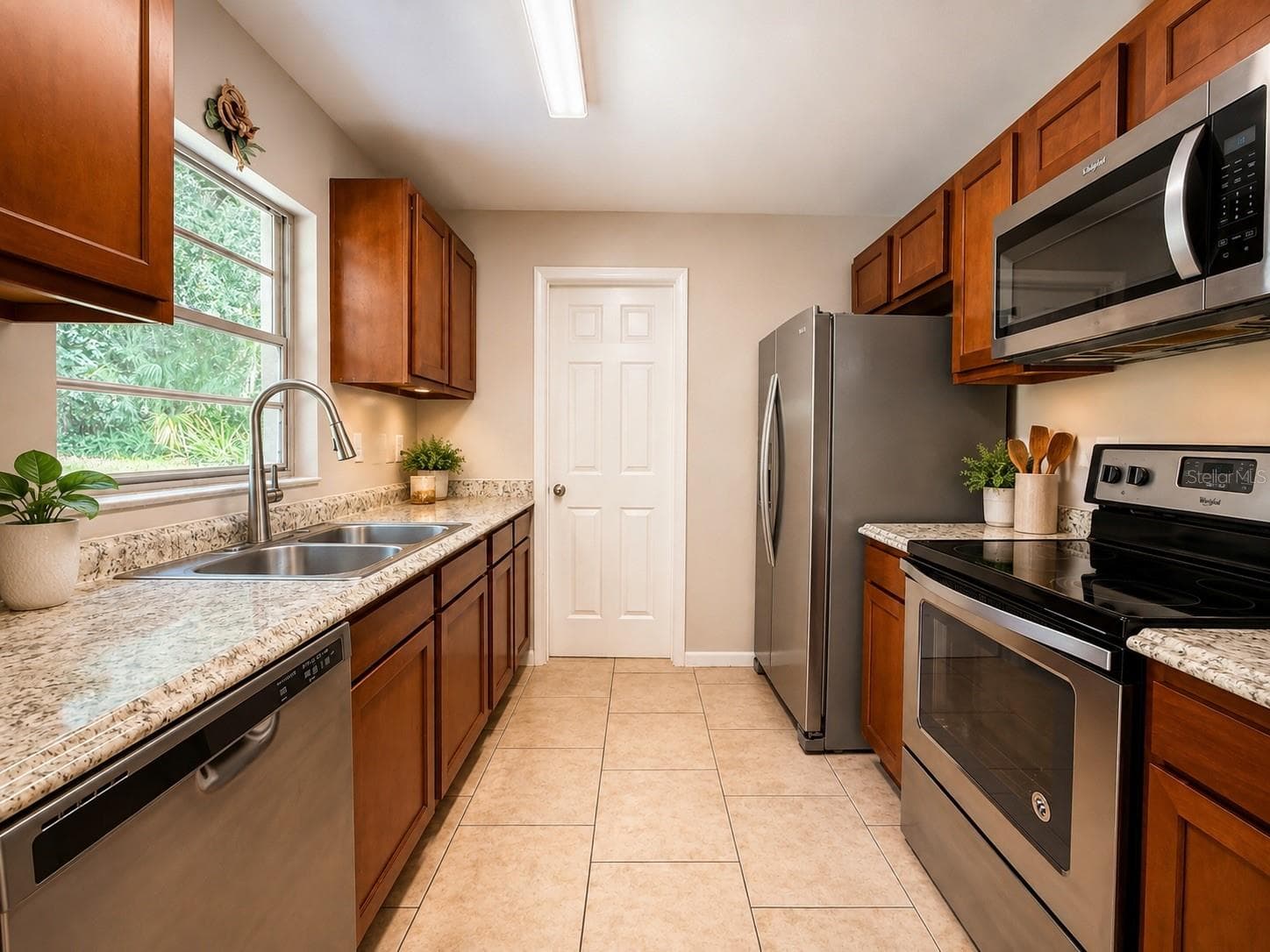Single Family Residence at 410 RUBY AVE, DELAND, photo 19 of 39