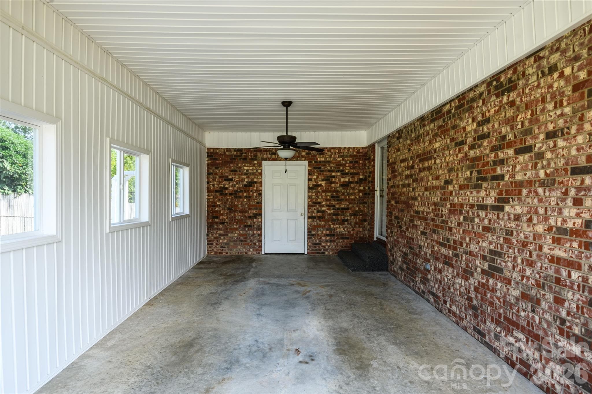 Single Family Residence at 5426 Oakcrest Road, Sumter, photo 14 of 47