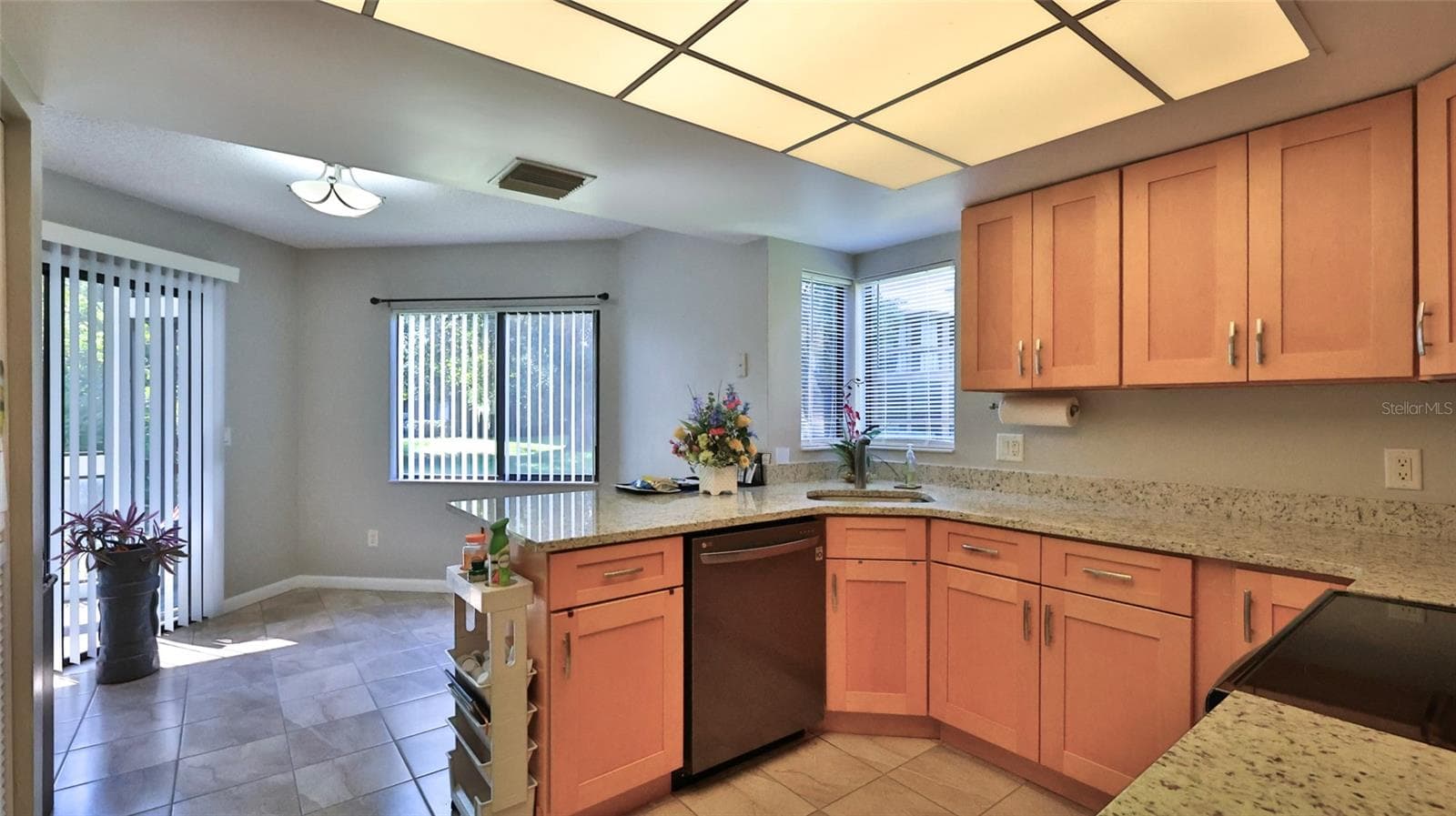 Kitchen and Eating - 5 SHERBURY CT, PALM COAST