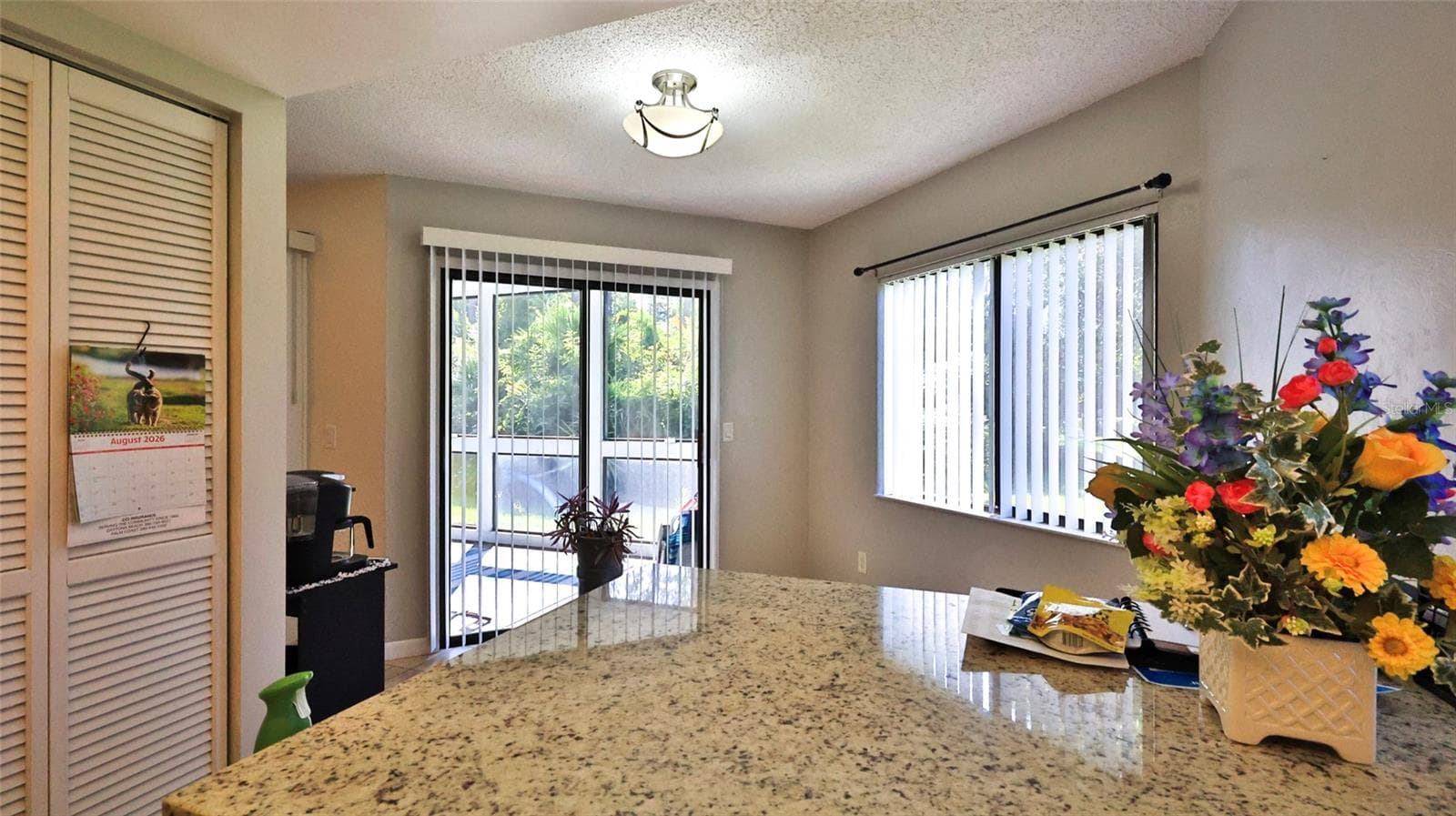 Granite Kitchen - 5 SHERBURY CT, PALM COAST