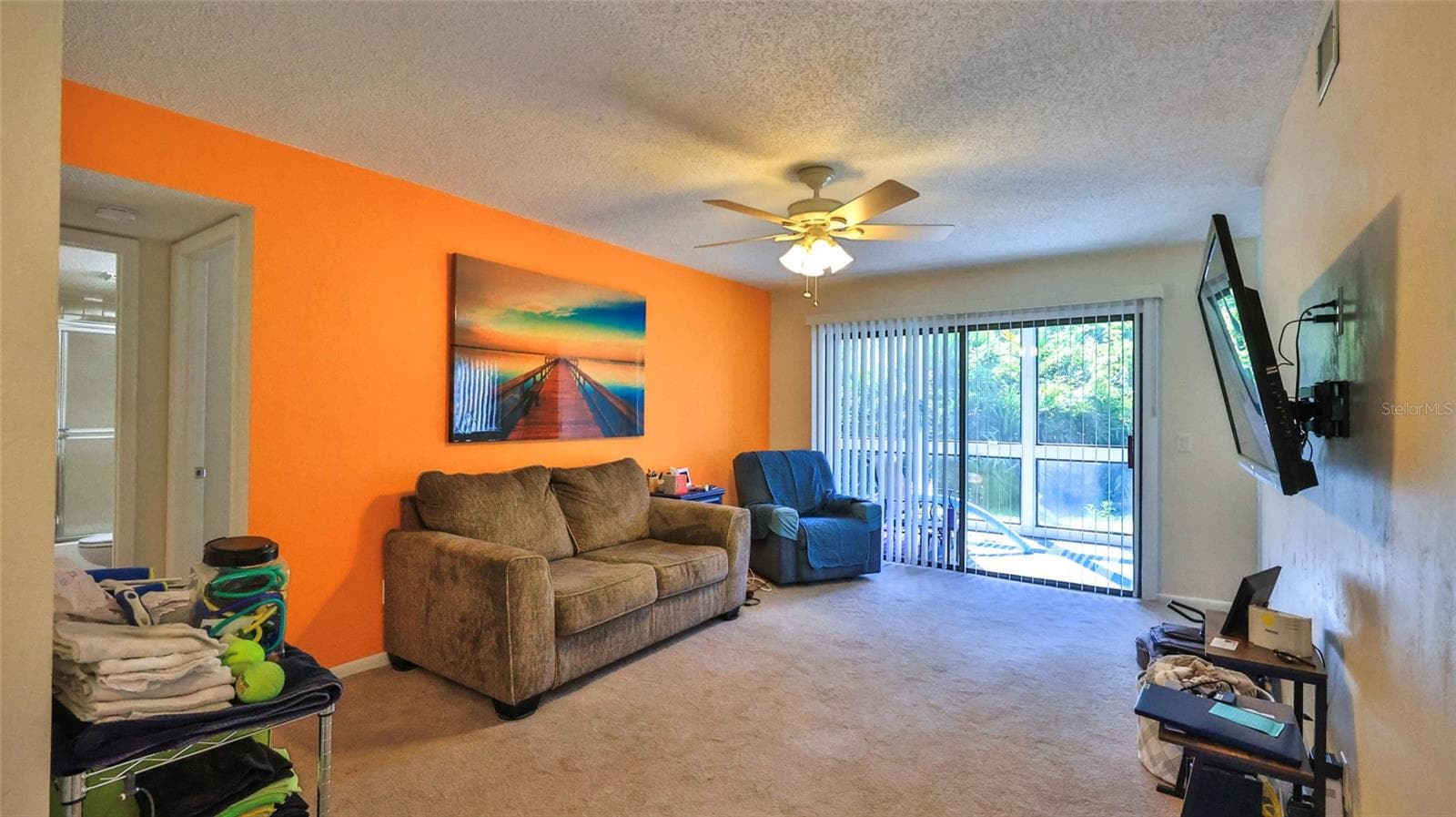 Living - 5 SHERBURY CT, PALM COAST