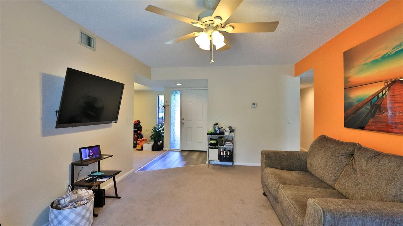 Living - 5 SHERBURY CT, PALM COAST