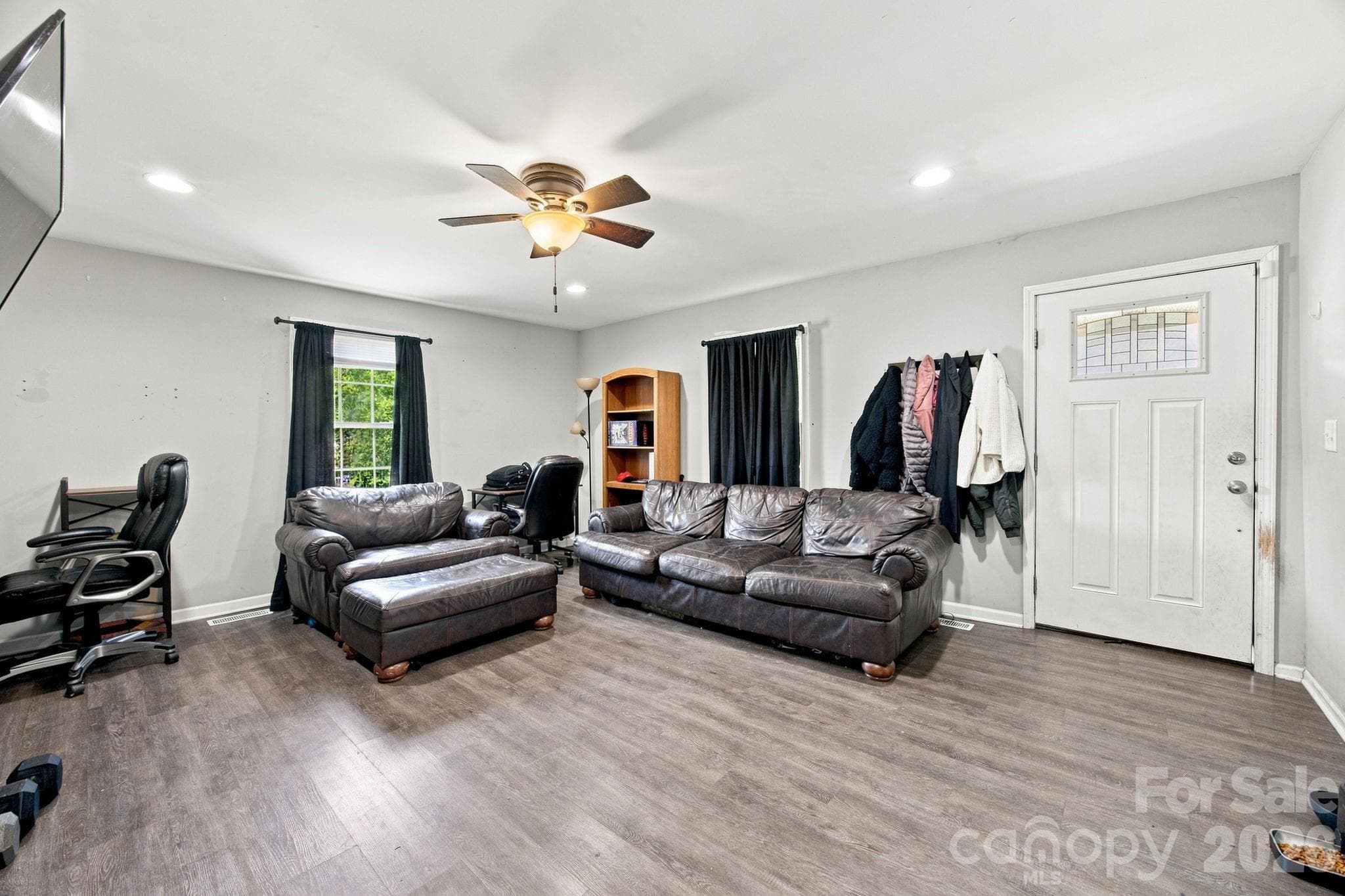 Single Family Residence at 105 Park Street, Clover, photo 5 of 35