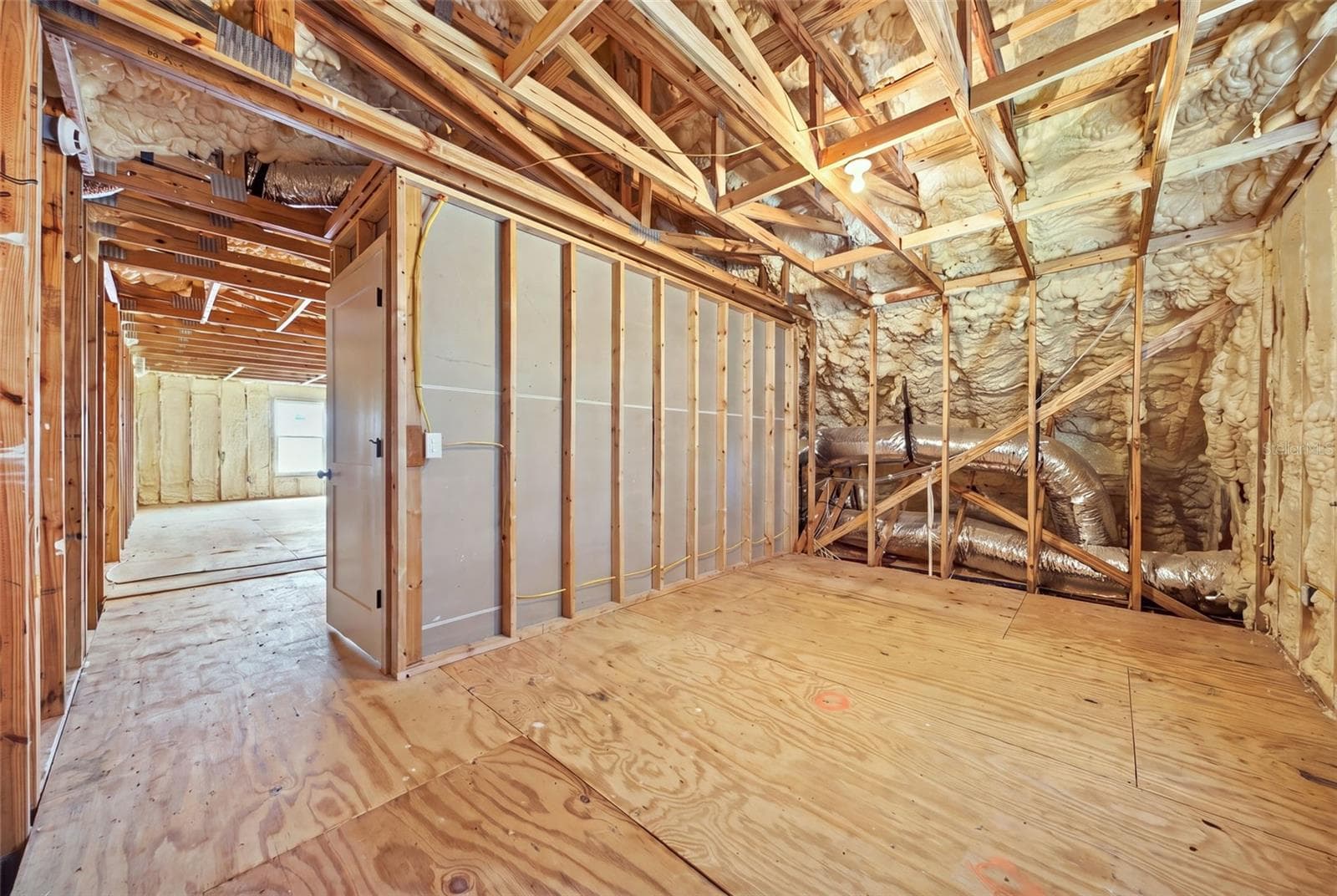 866 SF Expandable Upper Level - Prepped, Framed & Insulated for Bonus Room or Guest Suite. - 1905 PINE ST, VALRICO
