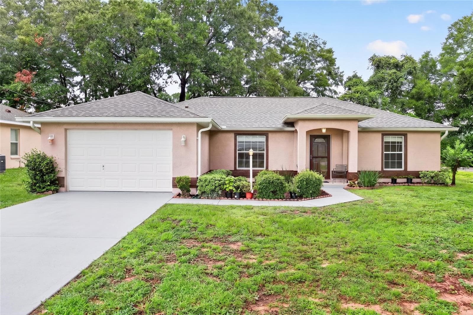 Single Family Residence at 8825 SE 155TH PL, SUMMERFIELD, photo 2 of 33