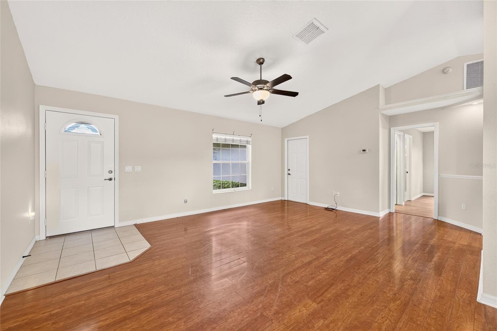 Single Family Residence at 8825 SE 155TH PL, SUMMERFIELD, photo 10 of 33