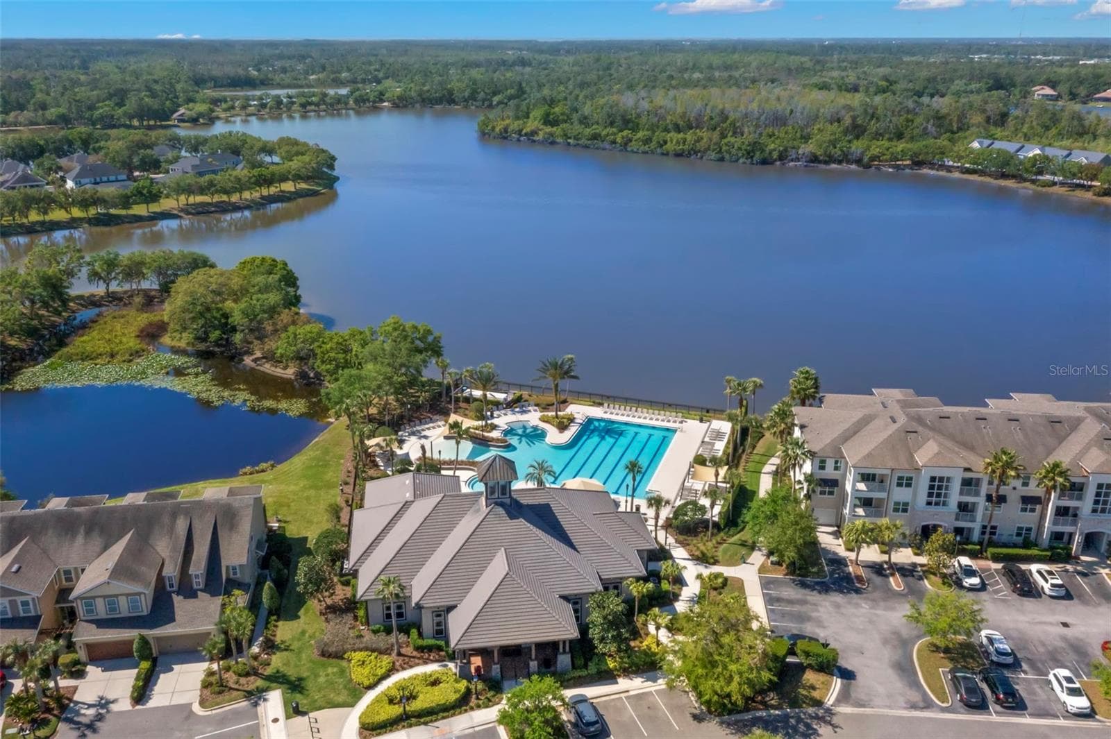 Lake House on Lake Galt with amenities - 14743 CANOPY DR, TAMPA
