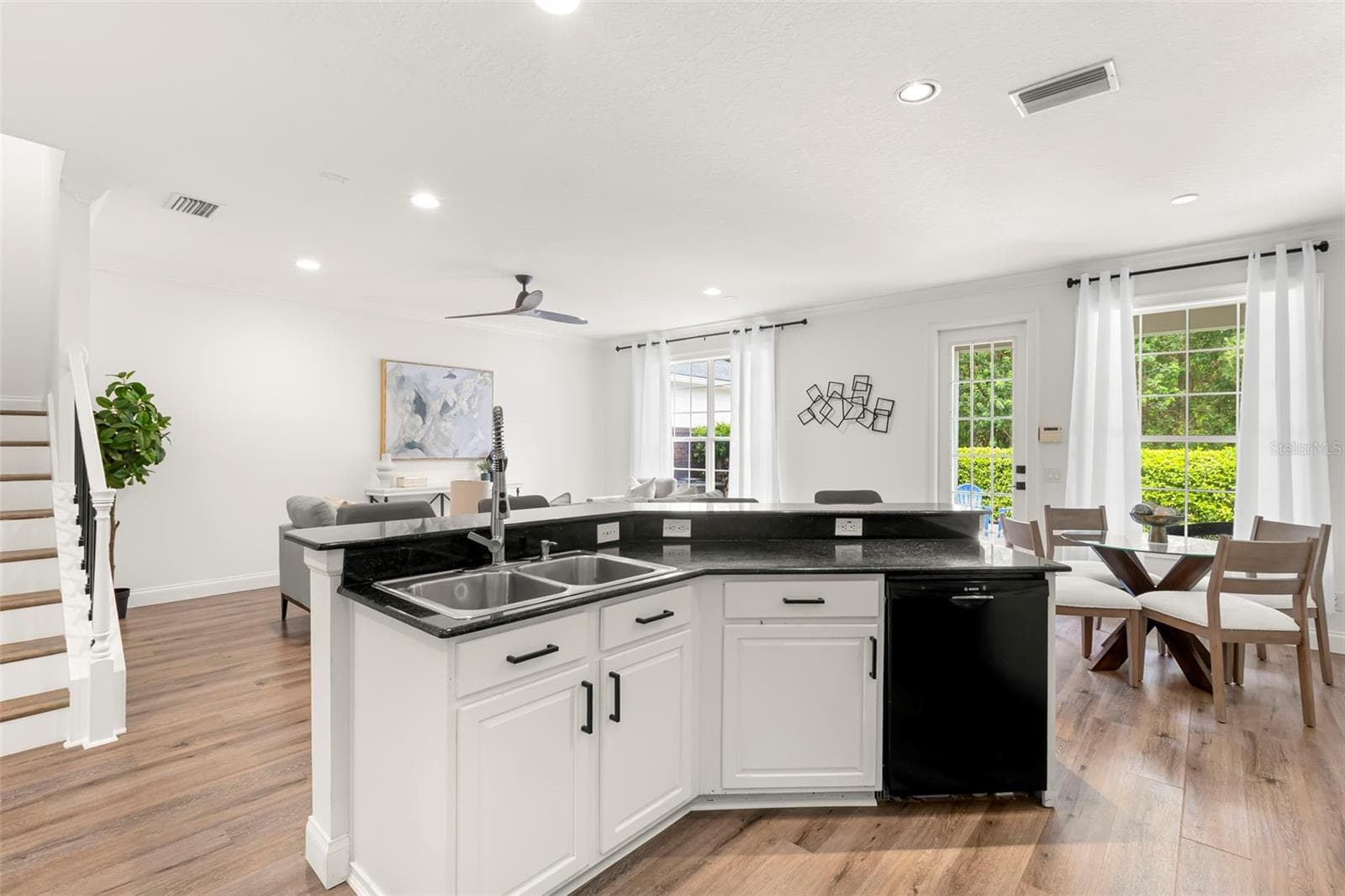 Kitchen - 14743 CANOPY DR, TAMPA