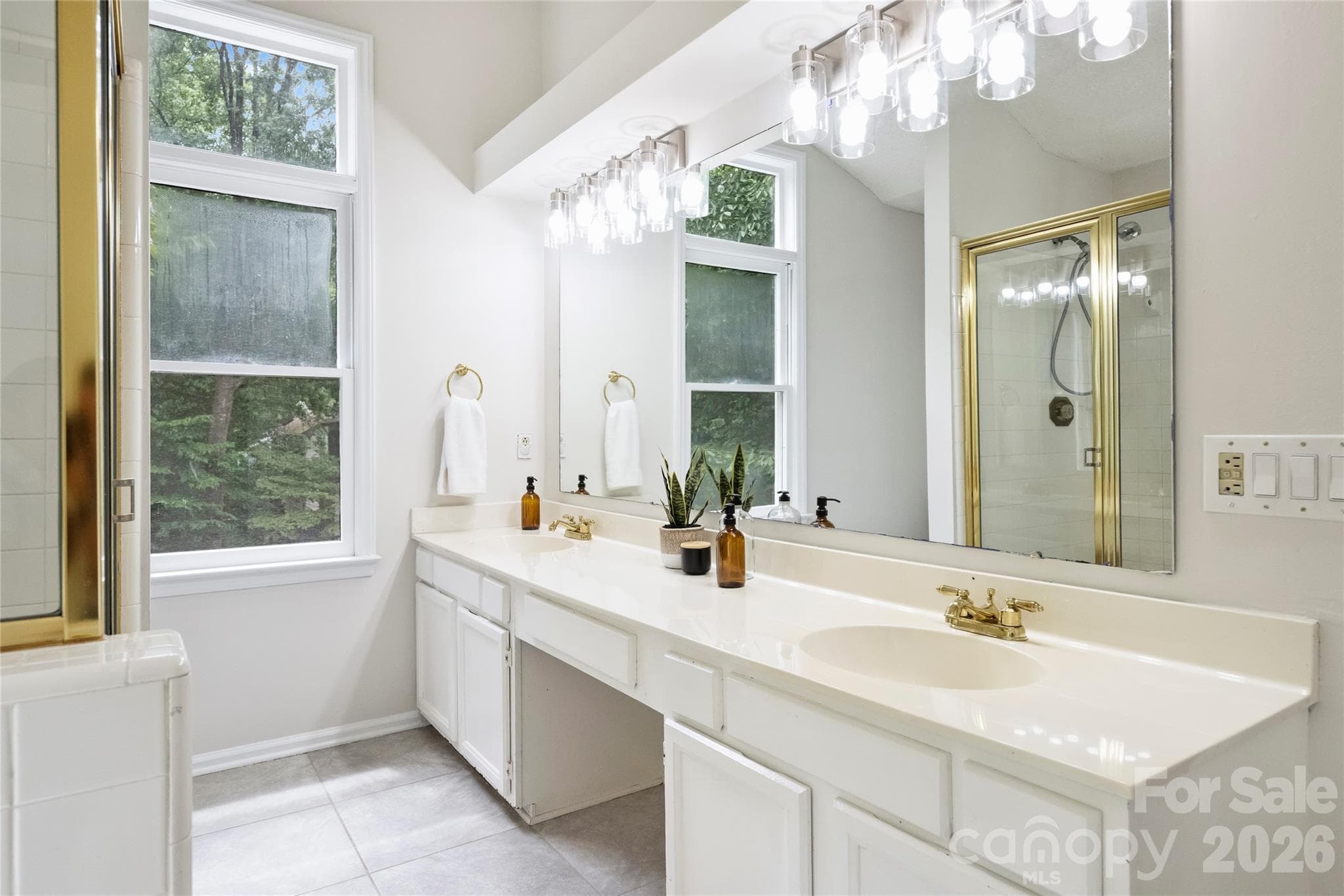 Single Family Residence at 7224 Canyon Drive, Charlotte, photo 16 of 23