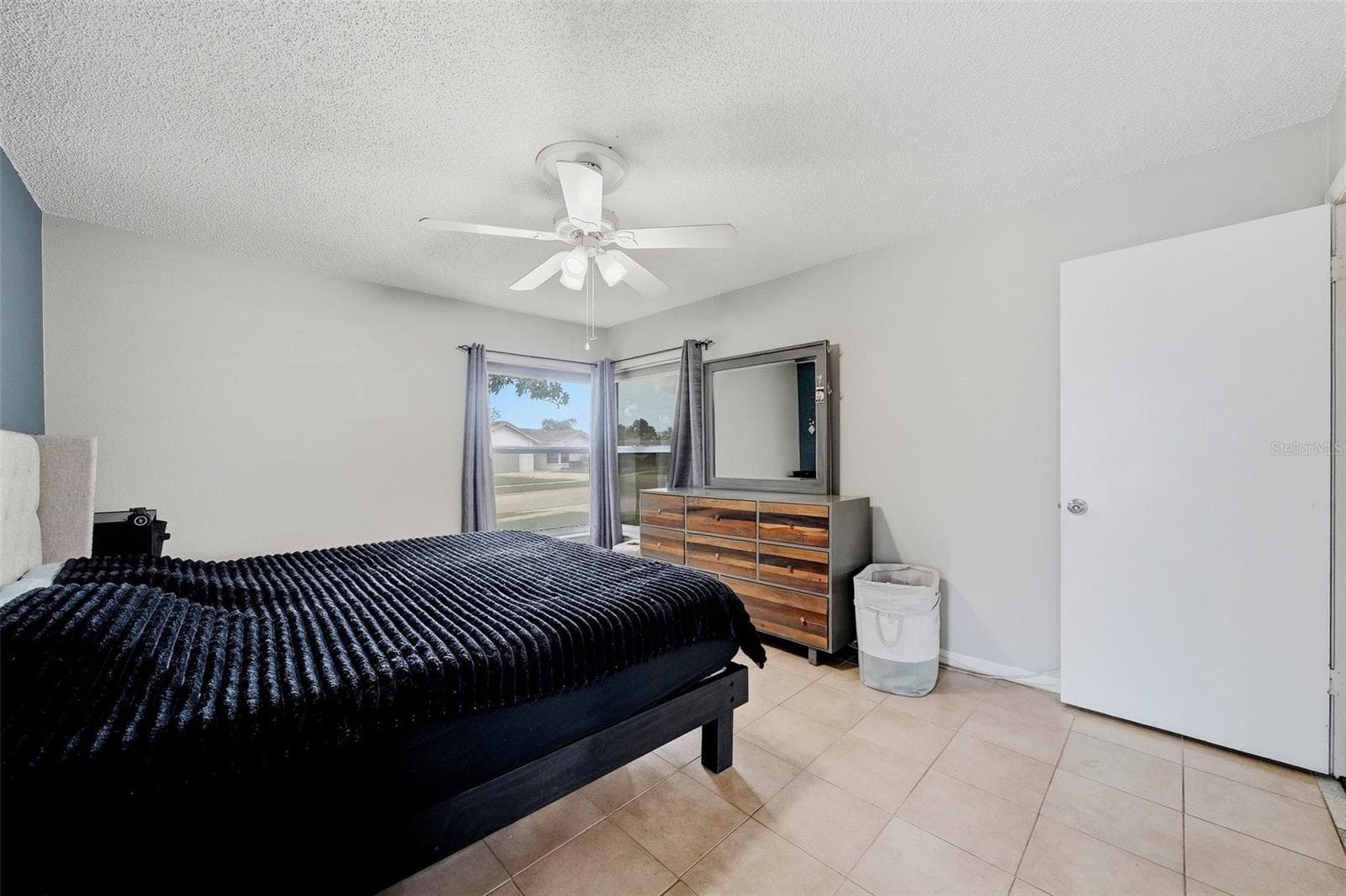 Single Family Residence at 3916 BLOOMING HILL LN, PALM HARBOR, photo 23 of 43