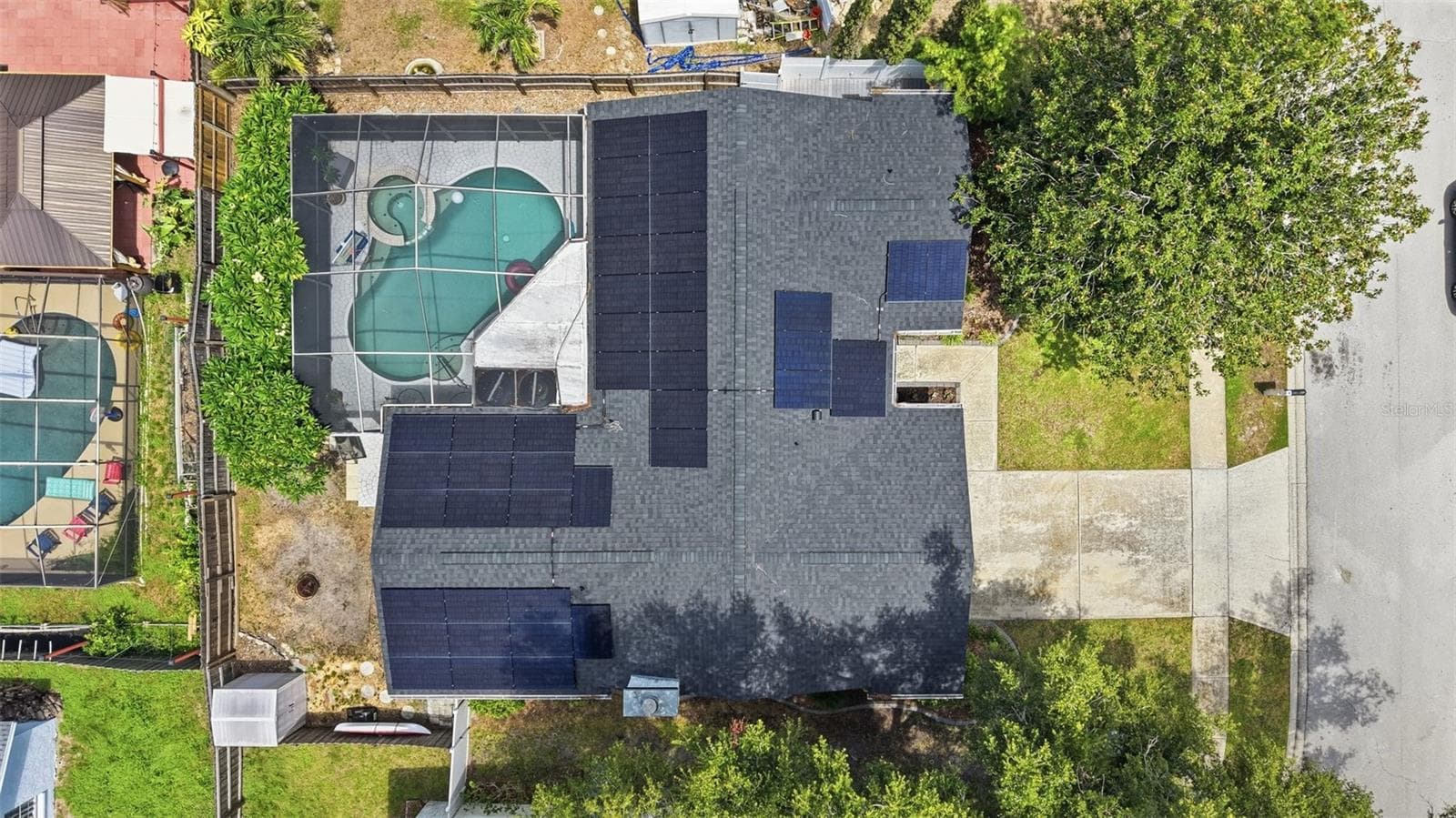 Single Family Residence at 3916 BLOOMING HILL LN, PALM HARBOR, photo 38 of 43