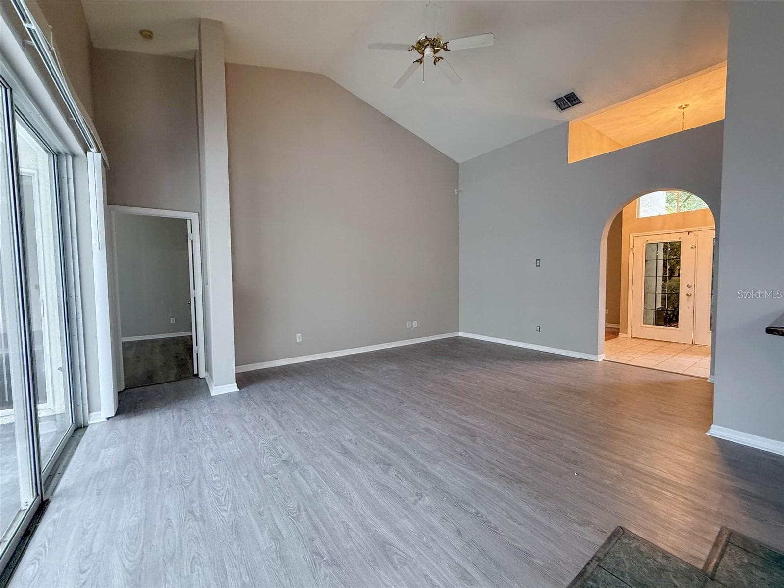 Single Family Residence at 3510 AUTUMN GLEN DR, VALRICO, photo 9 of 18