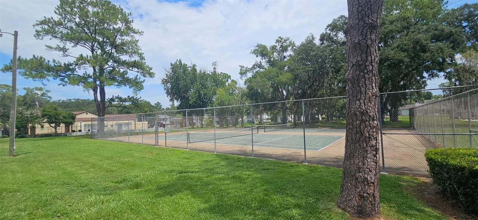 Tennis courts for excercise - 2405 SE 16TH AVE #B, OCALA