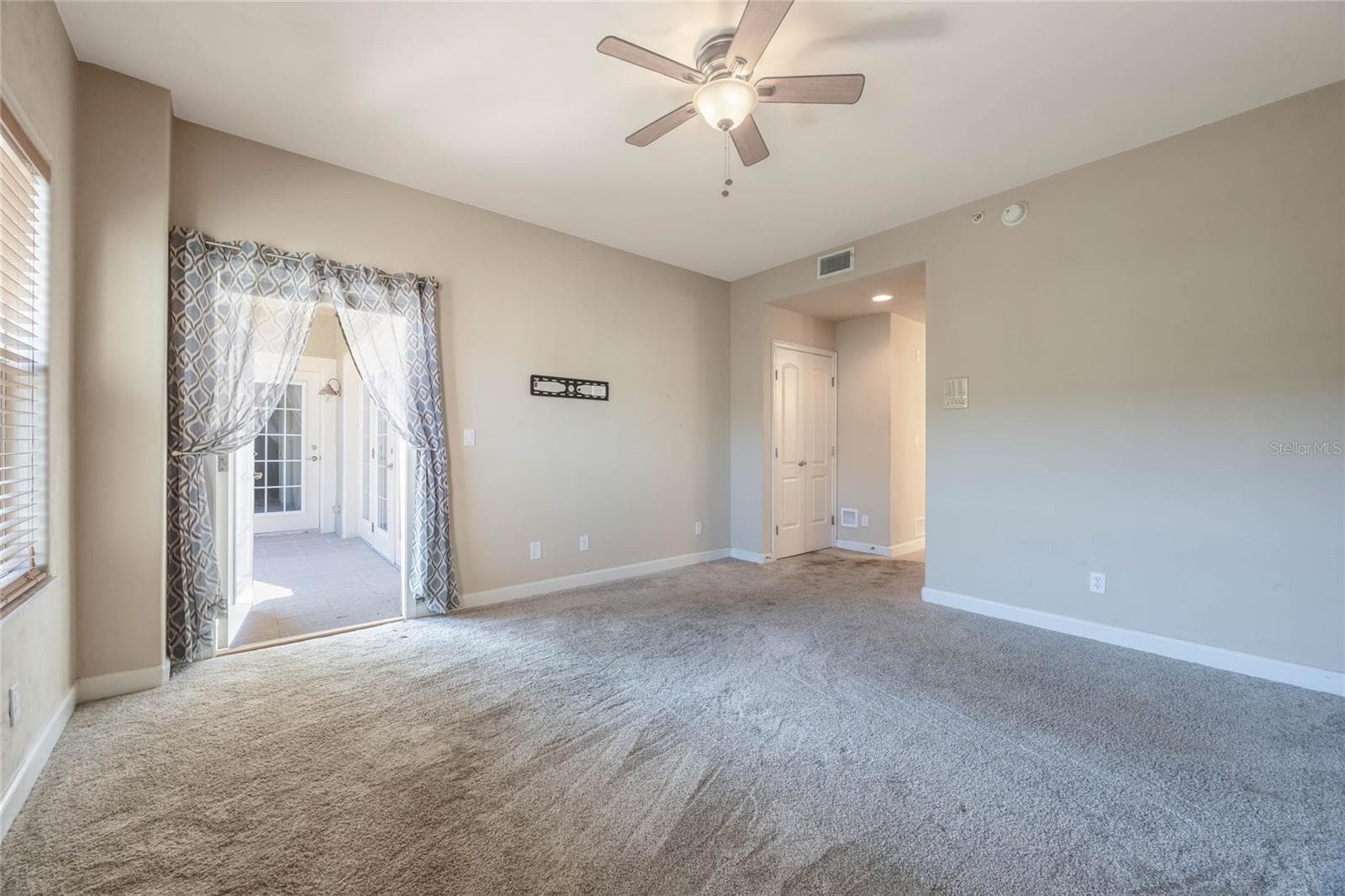 Condominium at 424 LUNA BELLA LN #332, NEW SMYRNA BEACH, photo 27 of 40