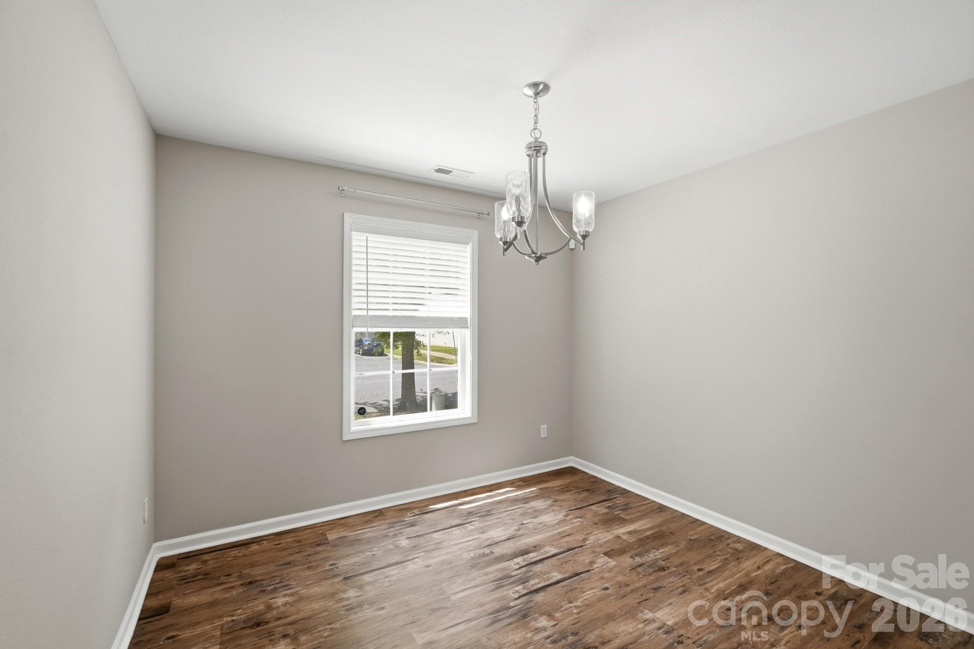 Single Family Residence at 2722 Meadow Knoll Drive, Charlotte, photo 12 of 21