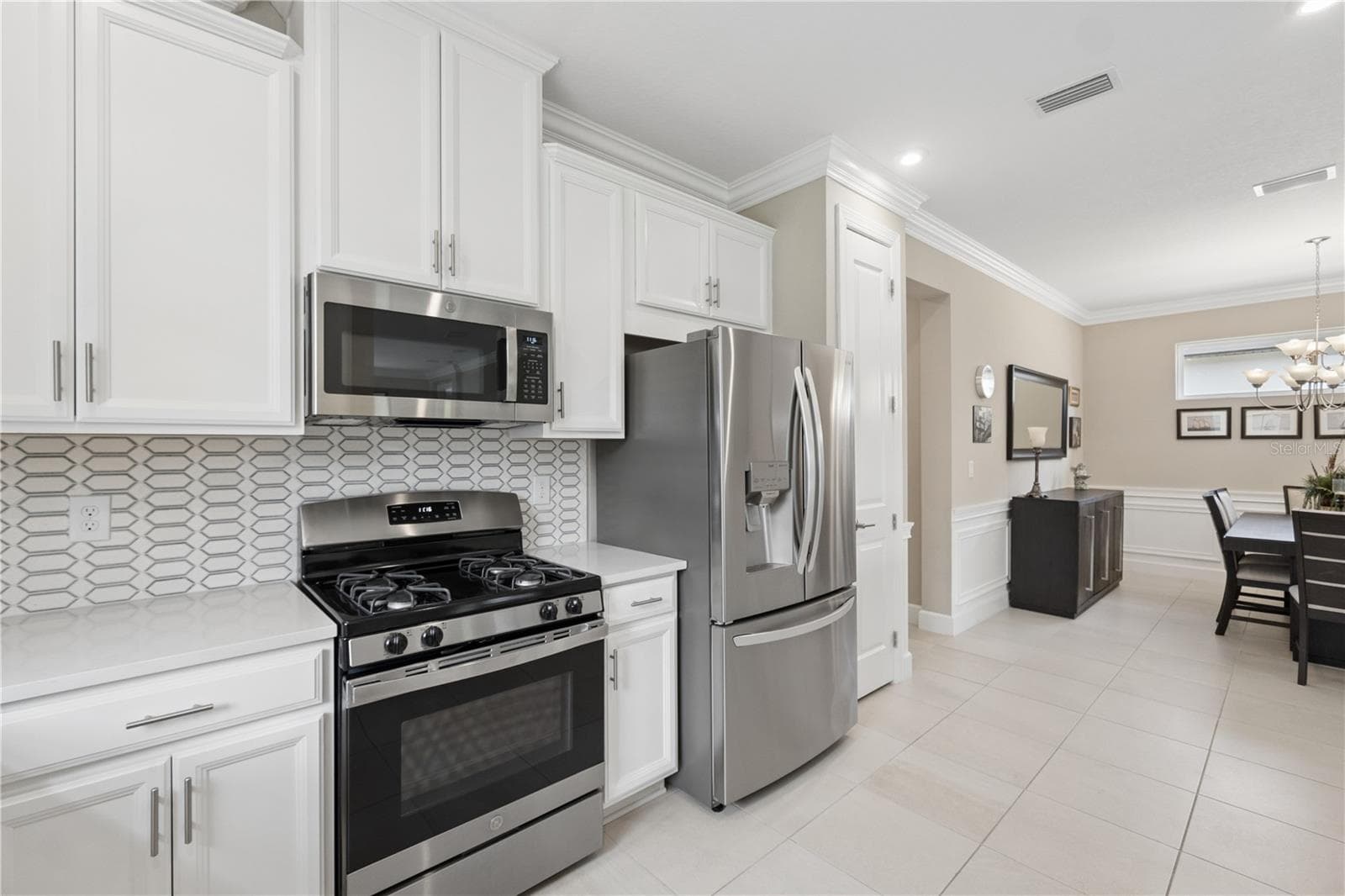Natural gas cooking - 4344 CAIROLI CT, WESLEY CHAPEL