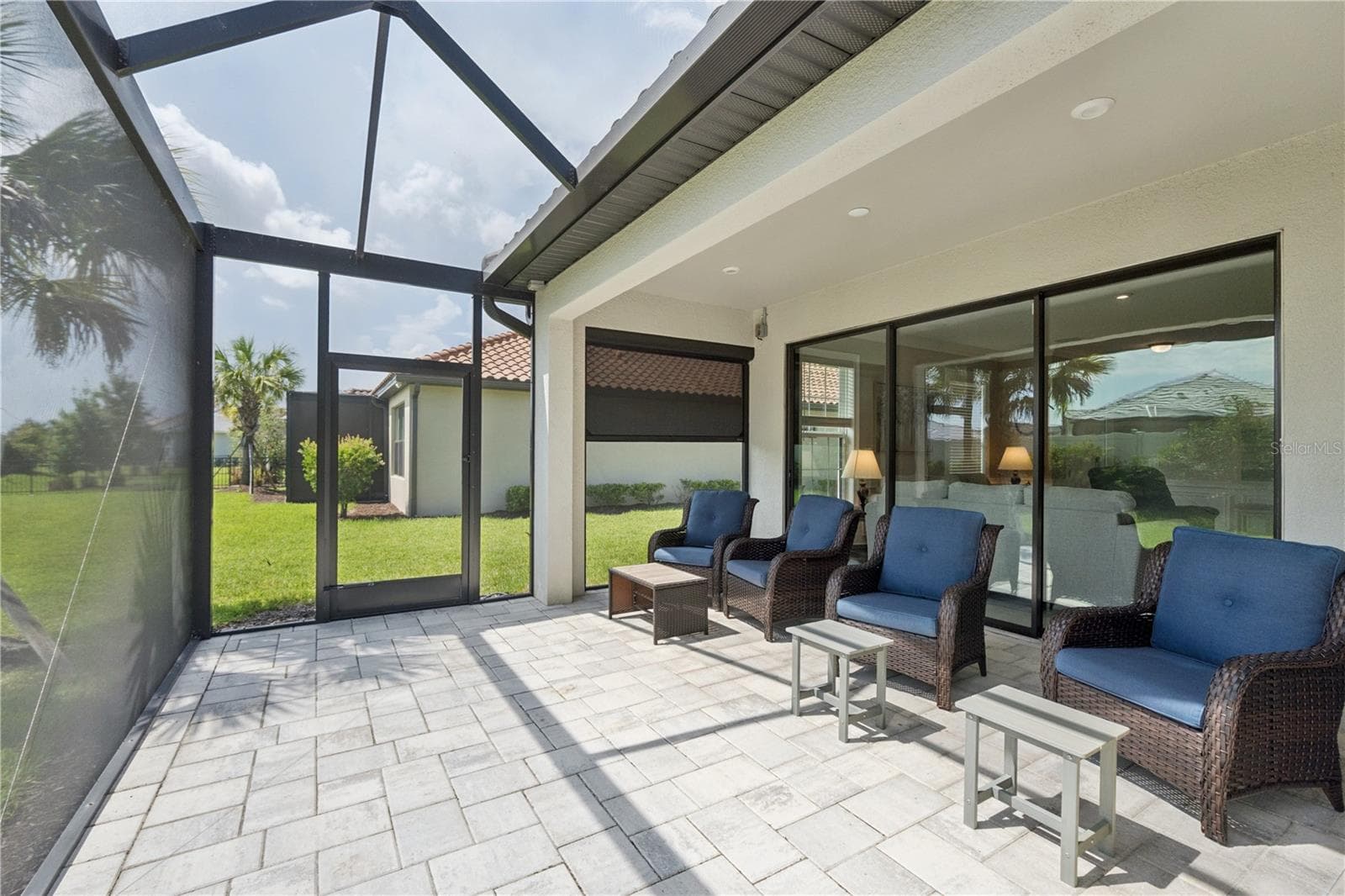 Motorized sun shade - 4344 CAIROLI CT, WESLEY CHAPEL