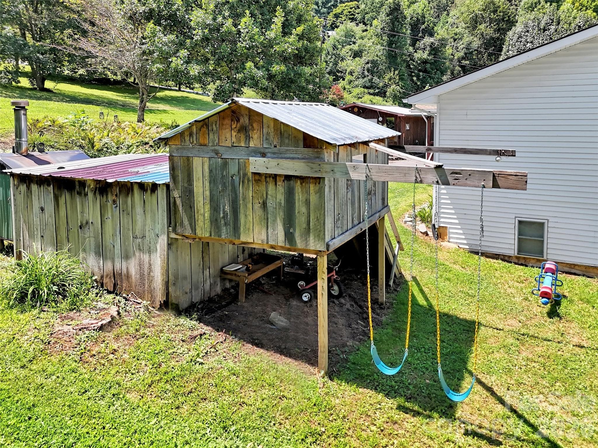 Single Family Residence at 555 Acres View Drive, Waynesville, photo 32 of 48