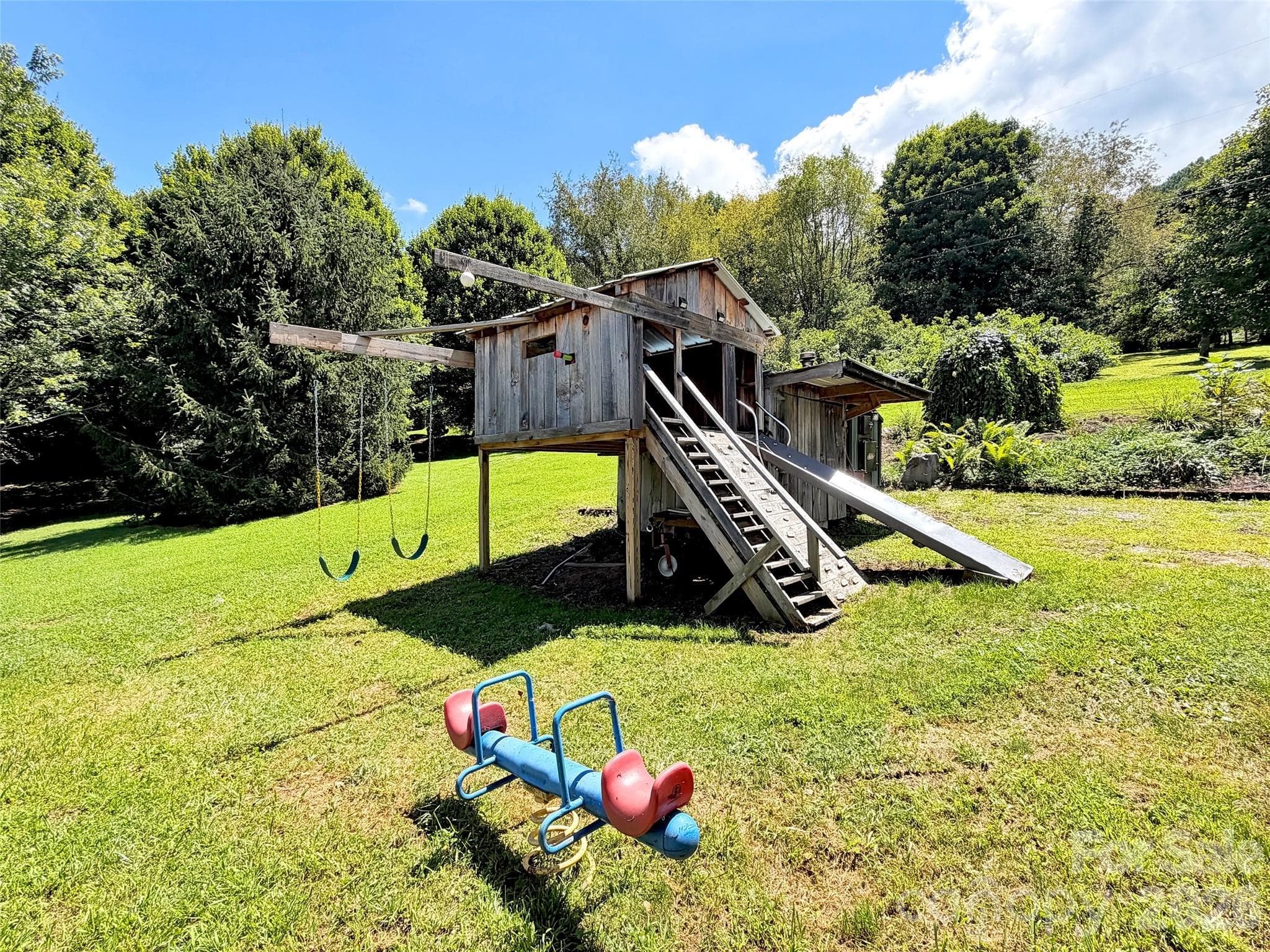 Single Family Residence at 555 Acres View Drive, Waynesville, photo 33 of 48