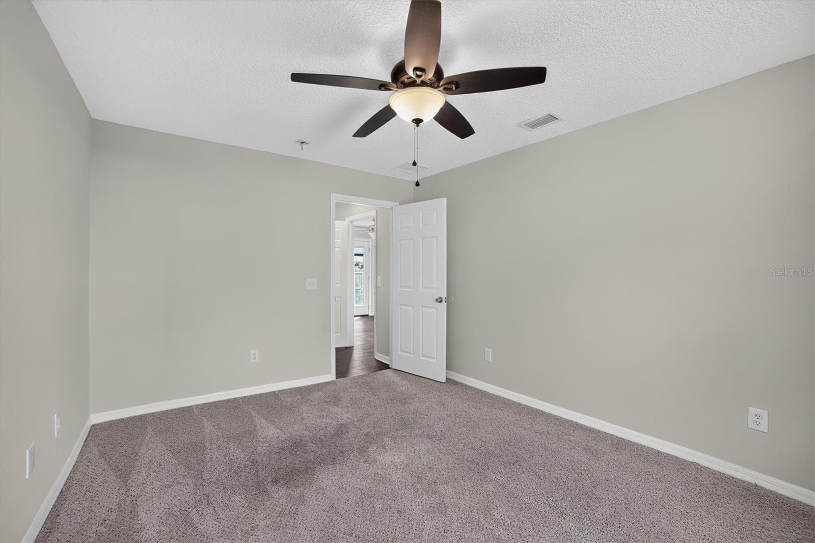 Single Family Residence at TRIANGLE PARK, LAKE CITY, photo 22 of 33