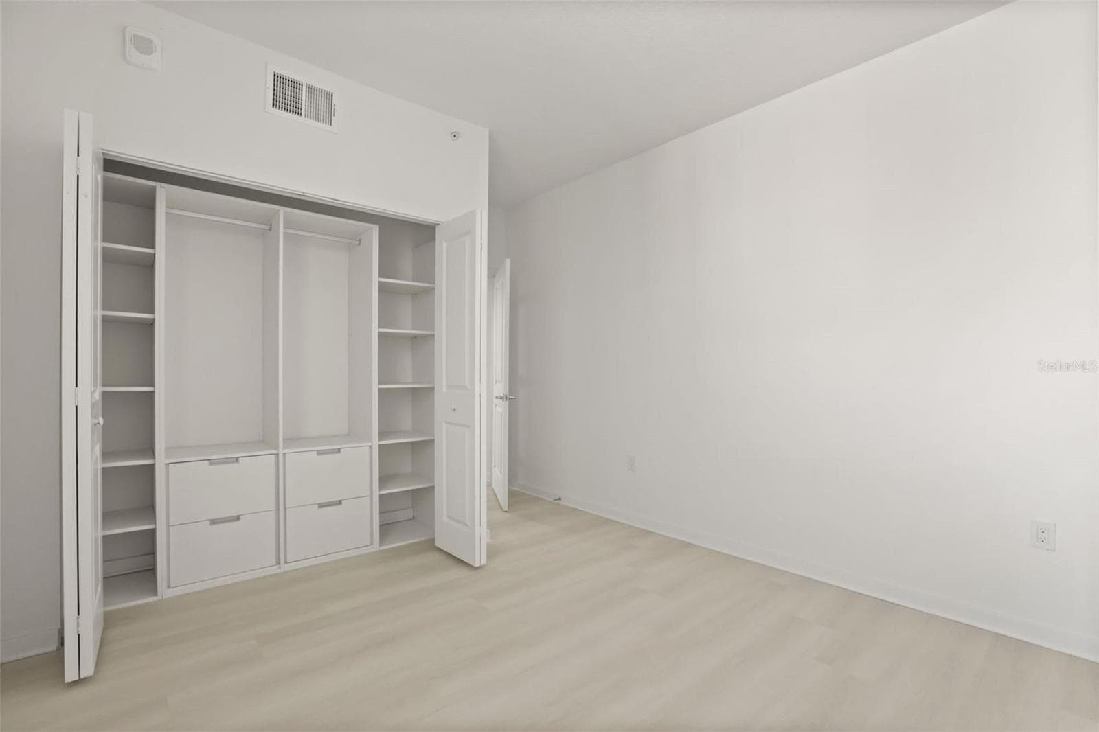 Condominium at 5563 MILLENIA PARK BLVD #401, ORLANDO, photo 32 of 50