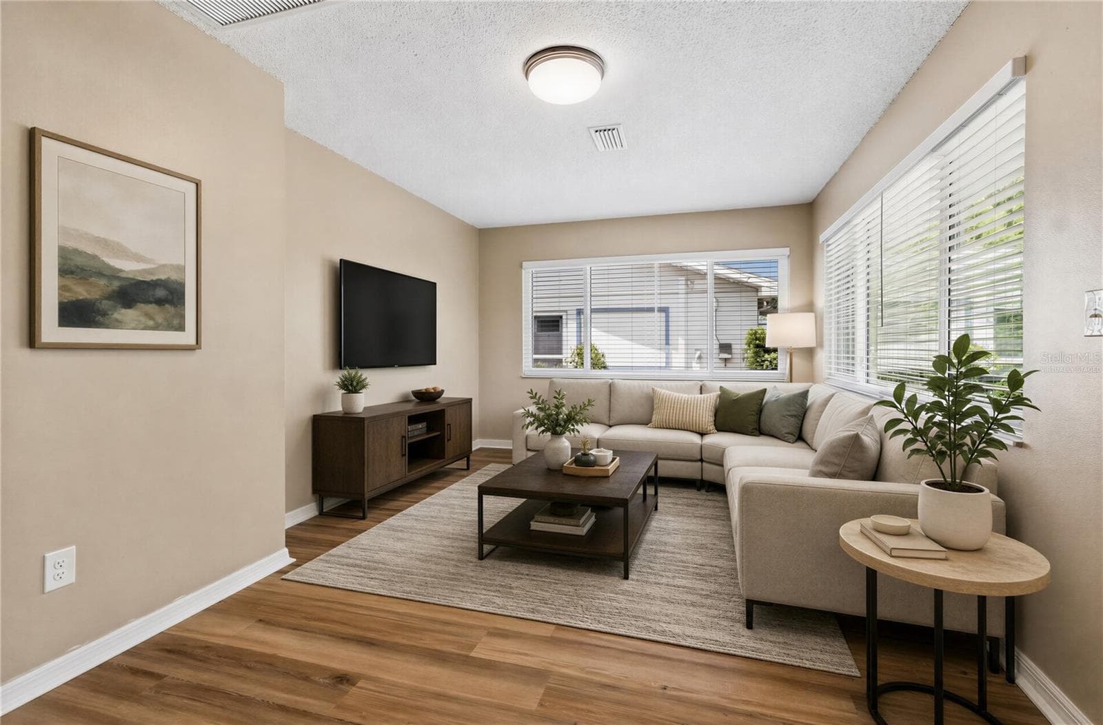 Virtually staged - 209 GENET CT, SUN CITY CENTER