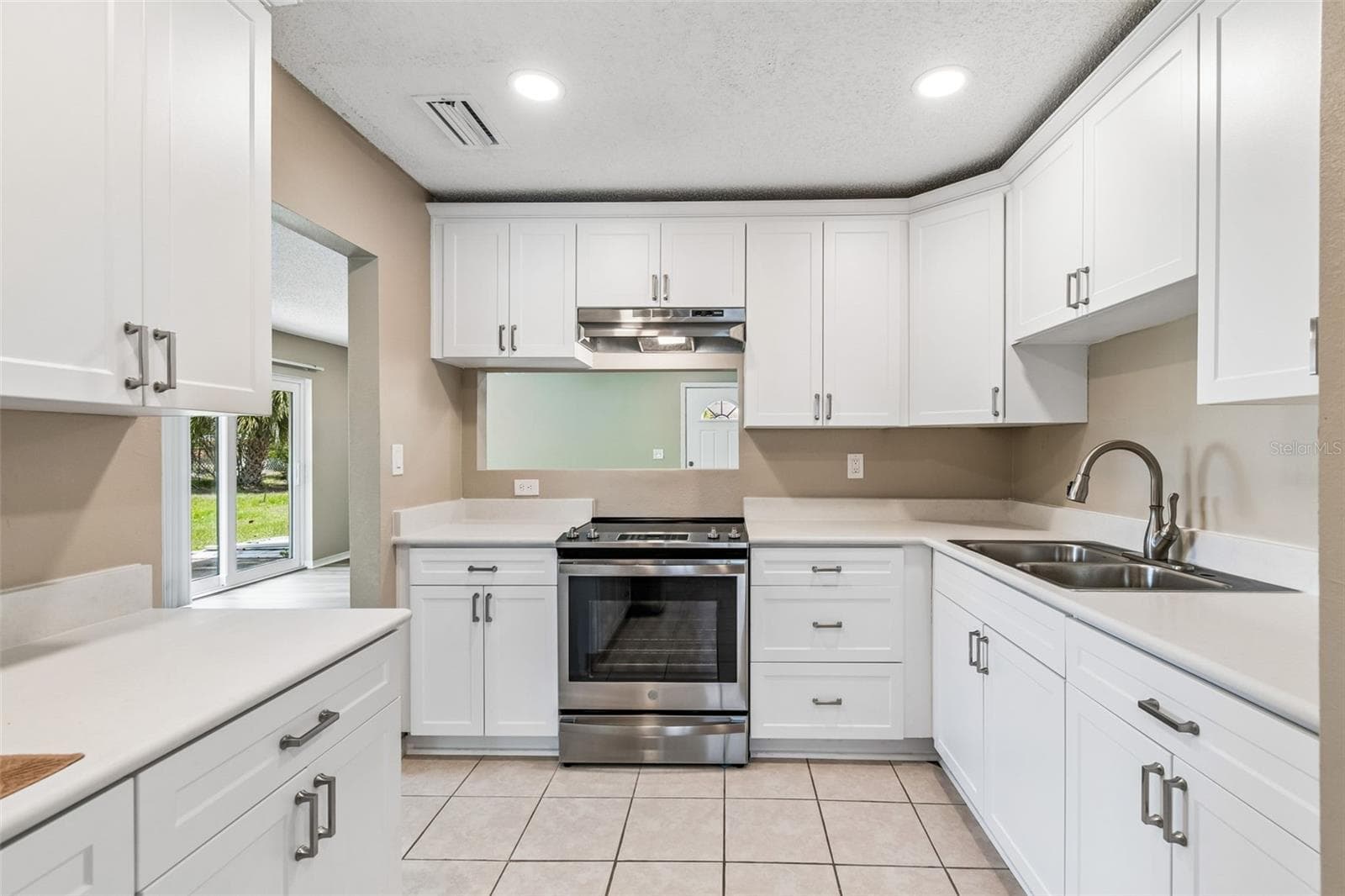 Single Family Residence at 209 GENET CT, SUN CITY CENTER, photo 10 of 31