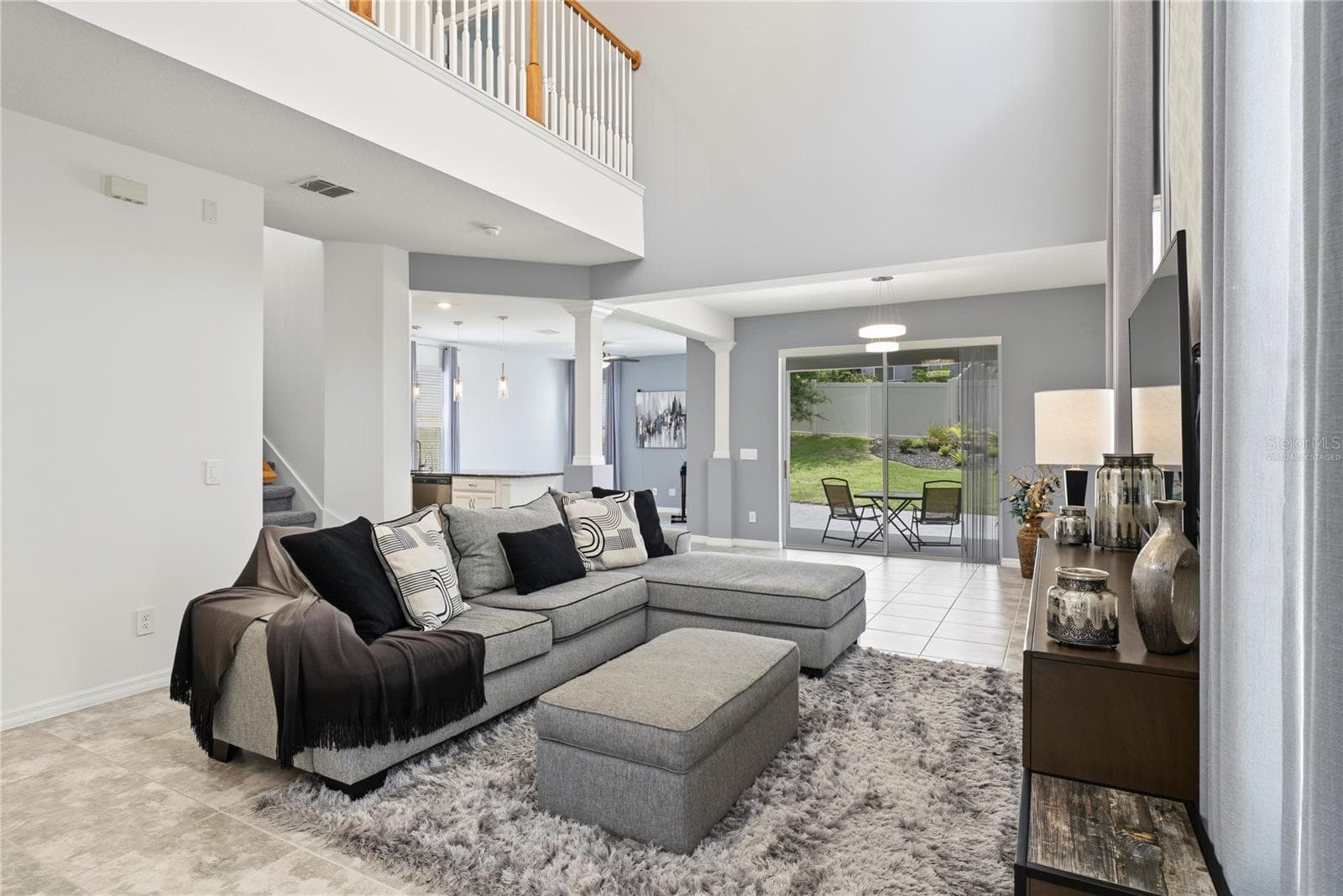 Virtually Staged - 2812 HILLTOP RD, CLERMONT