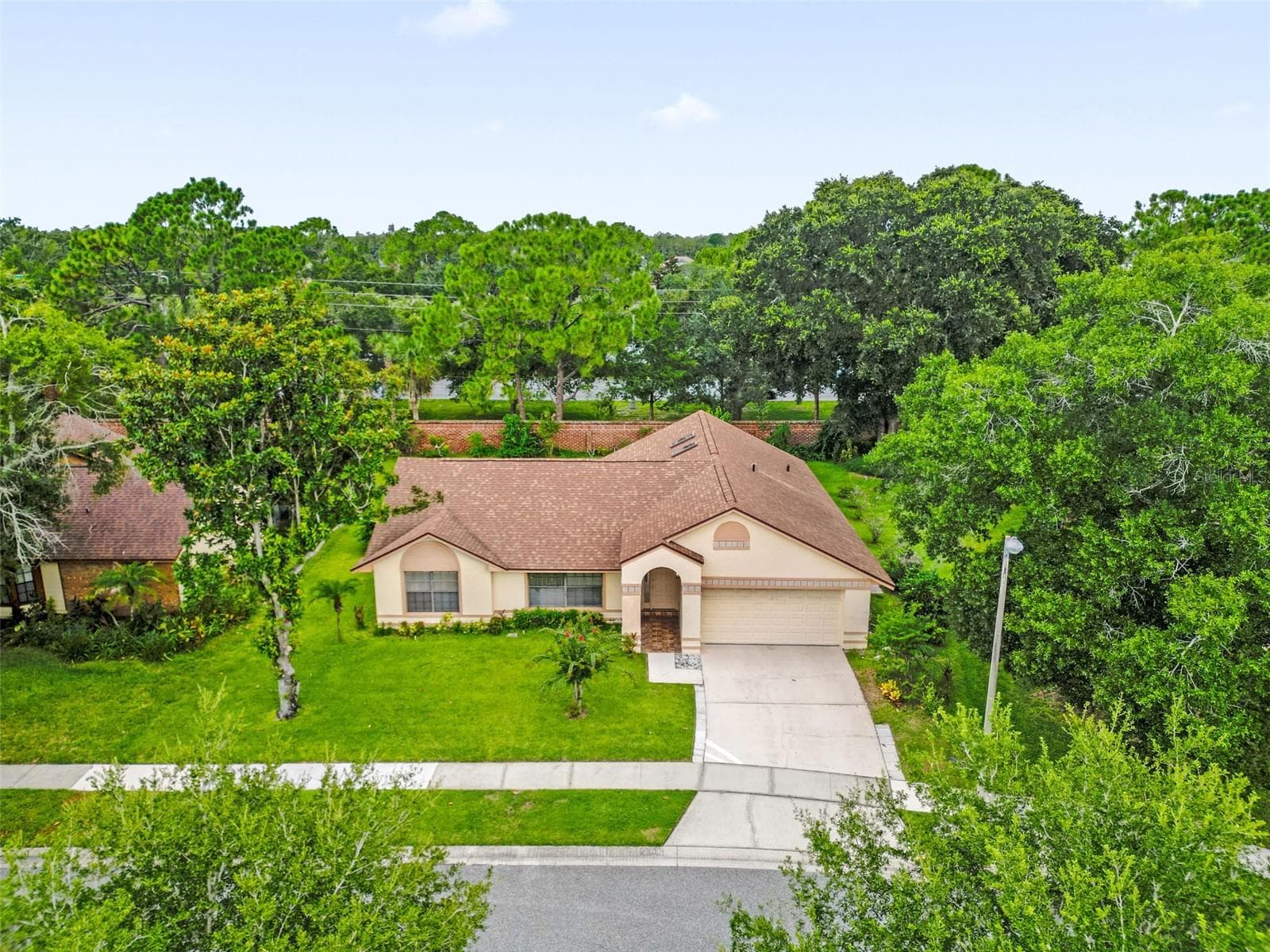 Single Family Residence at 3044 CRESTED CIR, ORLANDO, photo 3 of 38