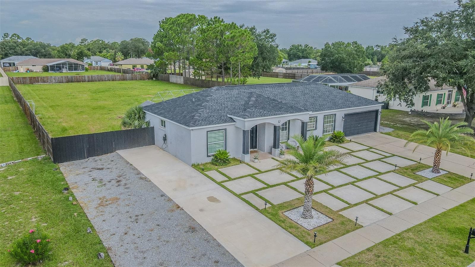 12121 COLONIAL ESTATES LN