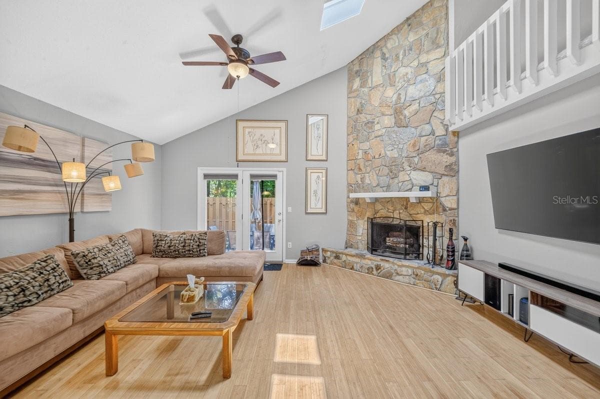 Townhouse at 11 INDIAN TRL, ORMOND BEACH, photo 13 of 60