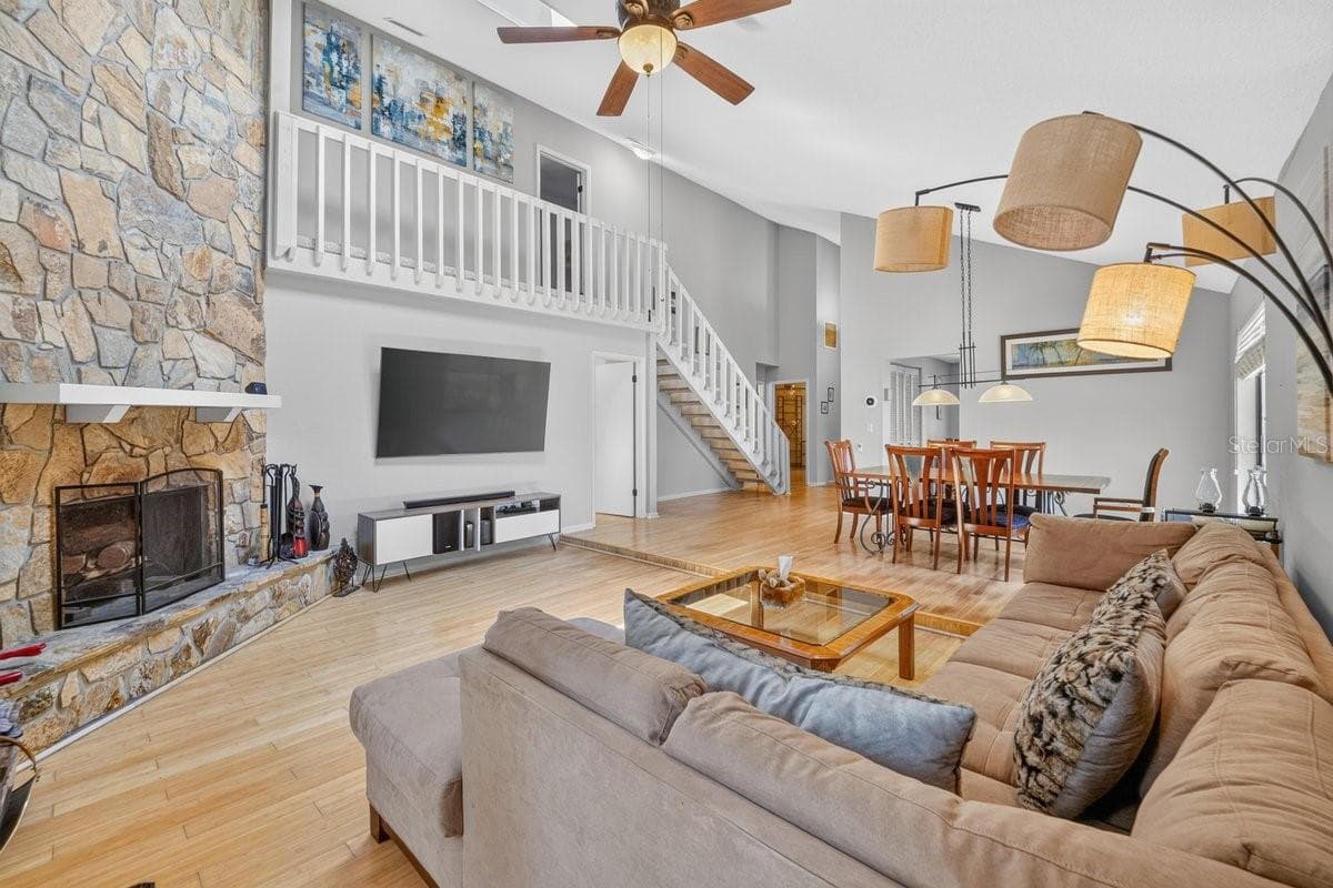Townhouse at 11 INDIAN TRL, ORMOND BEACH, photo 17 of 60