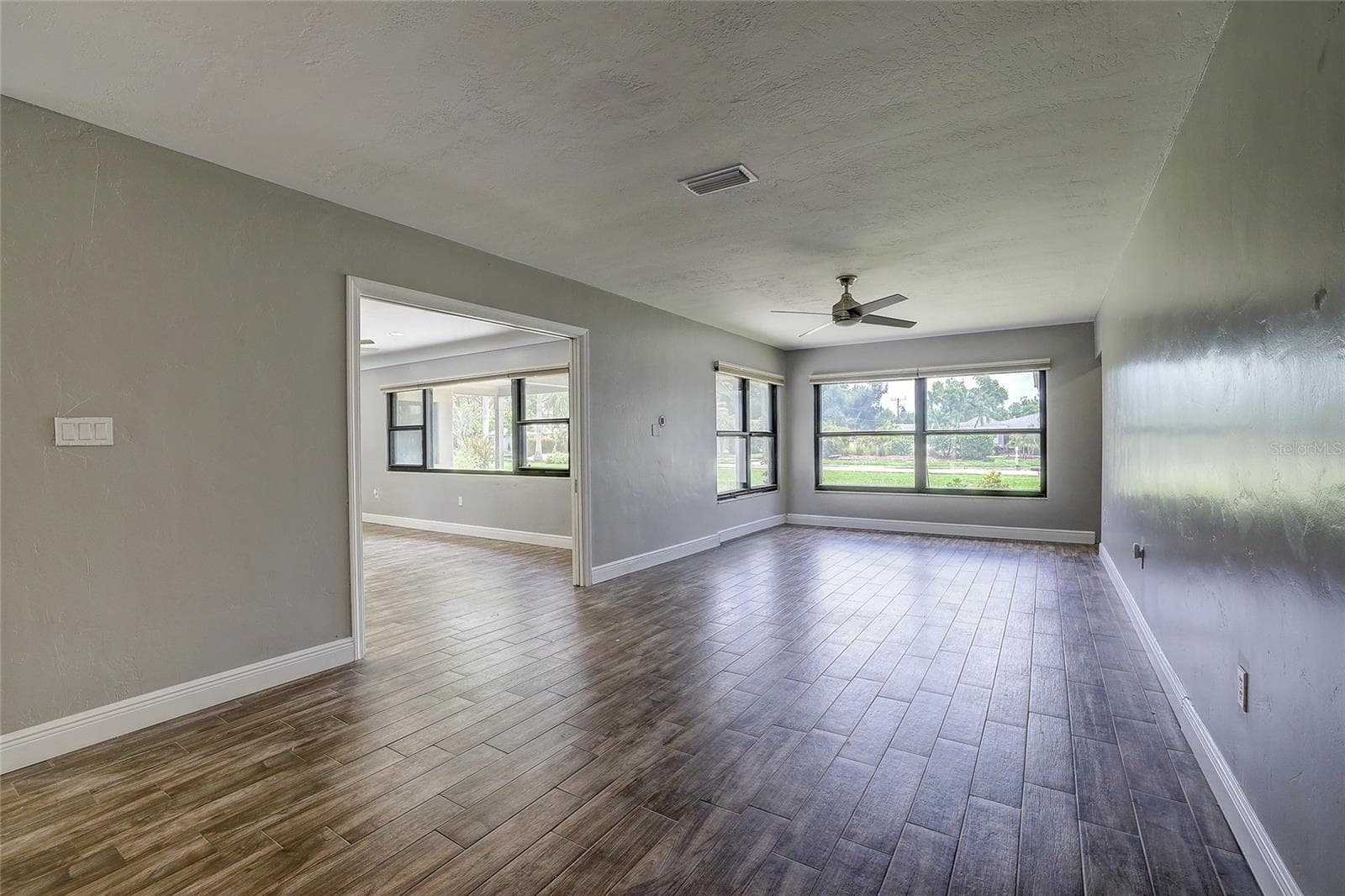 Single Family Residence at 323 SUWANEE AVE, SARASOTA, photo 25 of 71