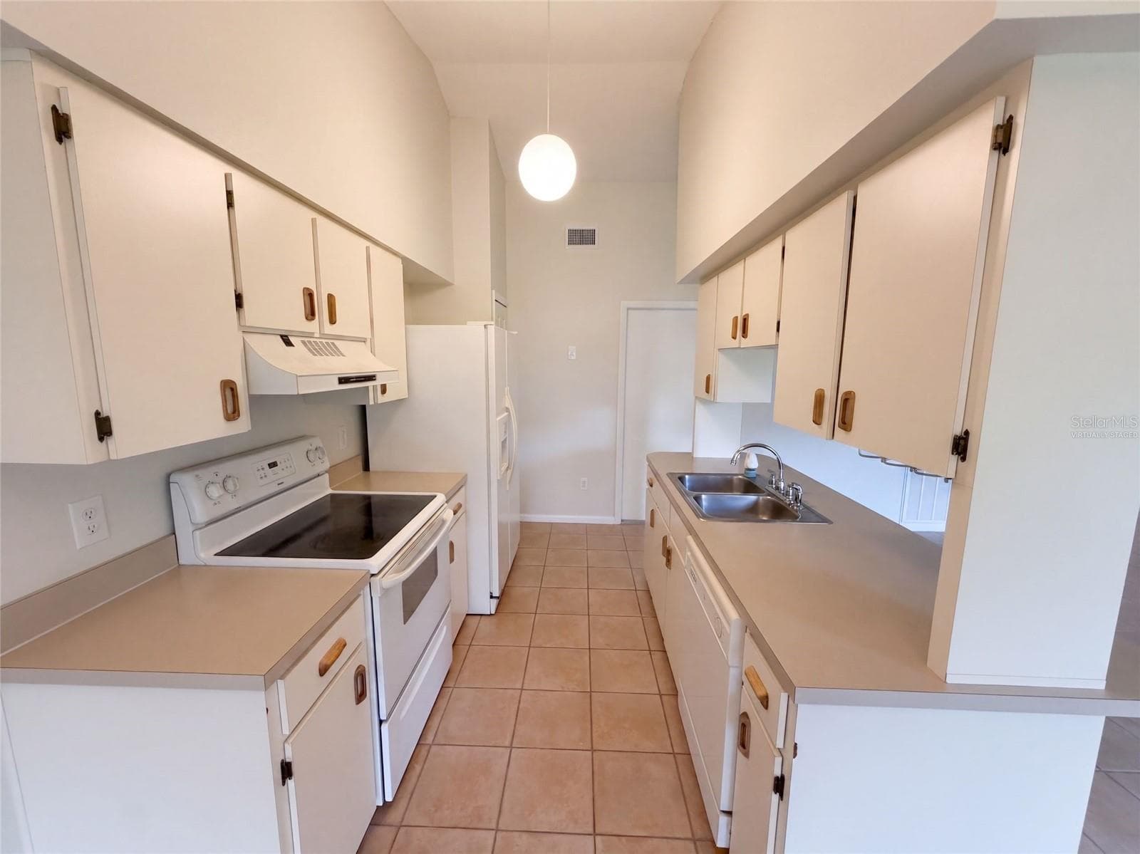 Virtually Staged - 1061 HUNT ST NW, PALM BAY