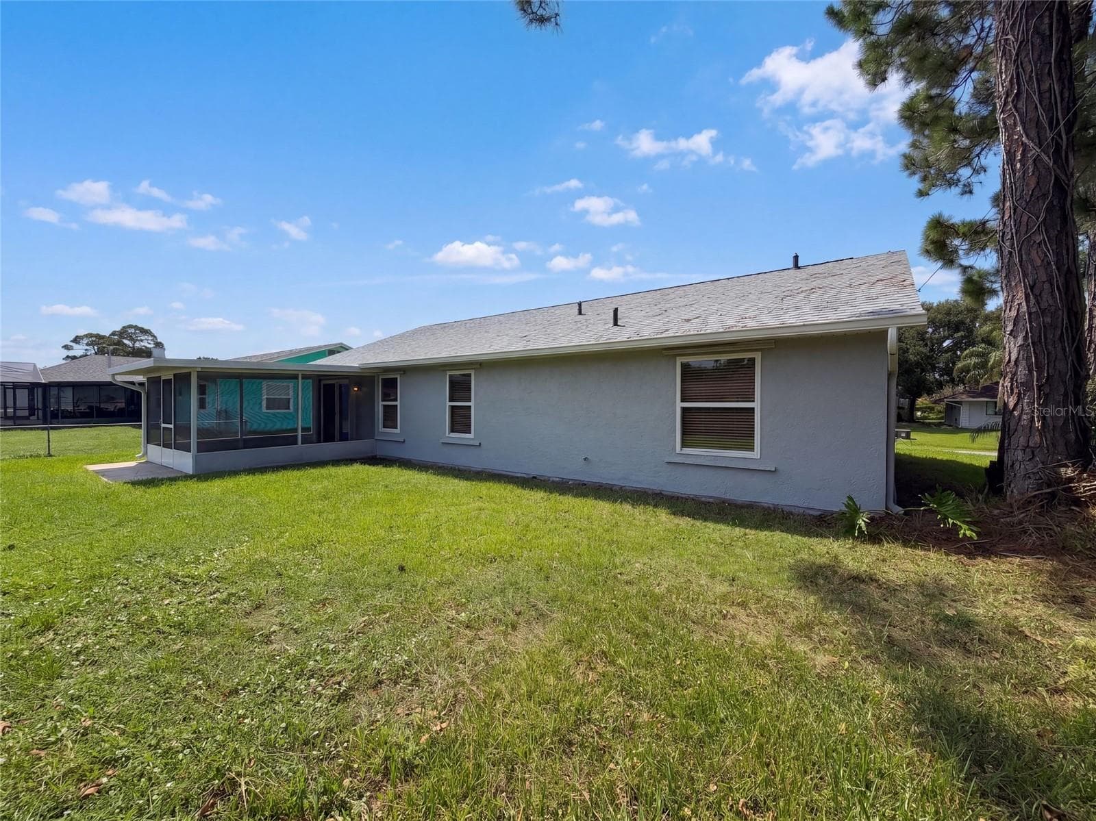 Single Family Residence at 1061 HUNT ST NW, PALM BAY, photo 5 of 27