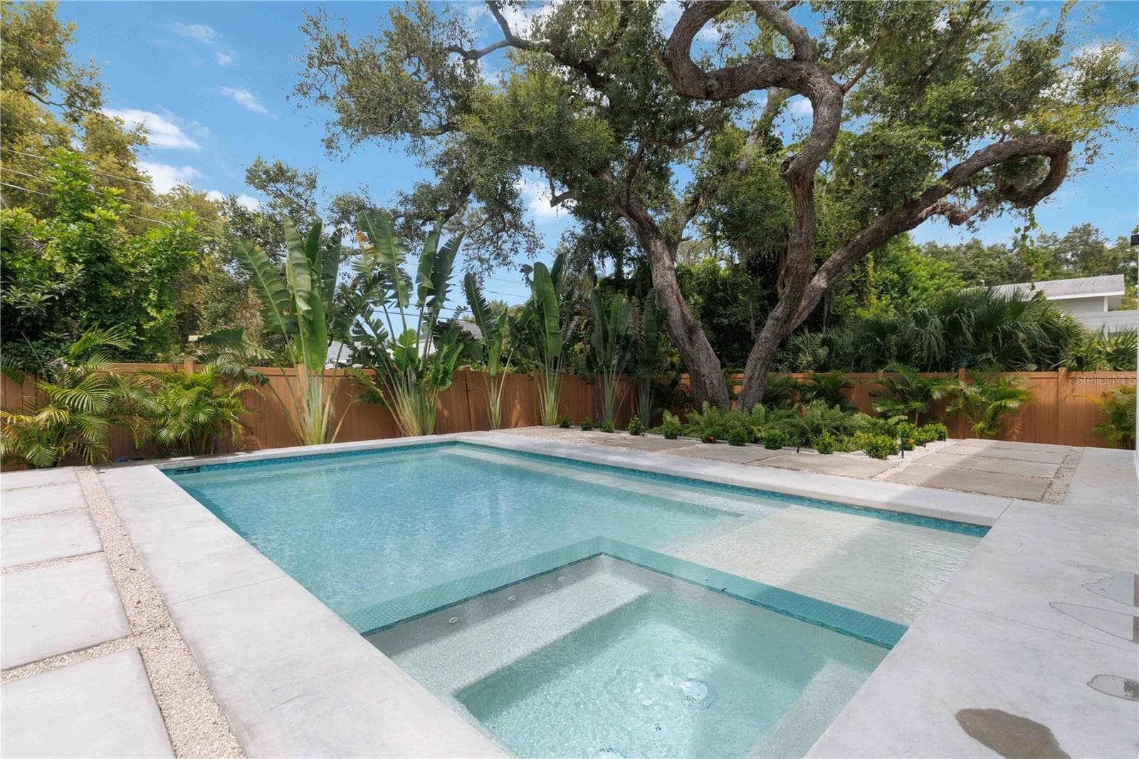 Single Family Residence at 2419 HILLVIEW ST, SARASOTA, photo 52 of 62