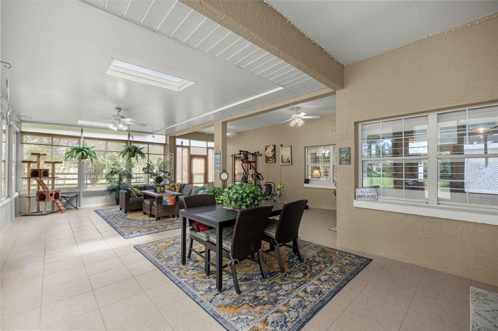 Large Florida Room - 5592 NE 61ST AVENUE RD, SILVER SPRINGS