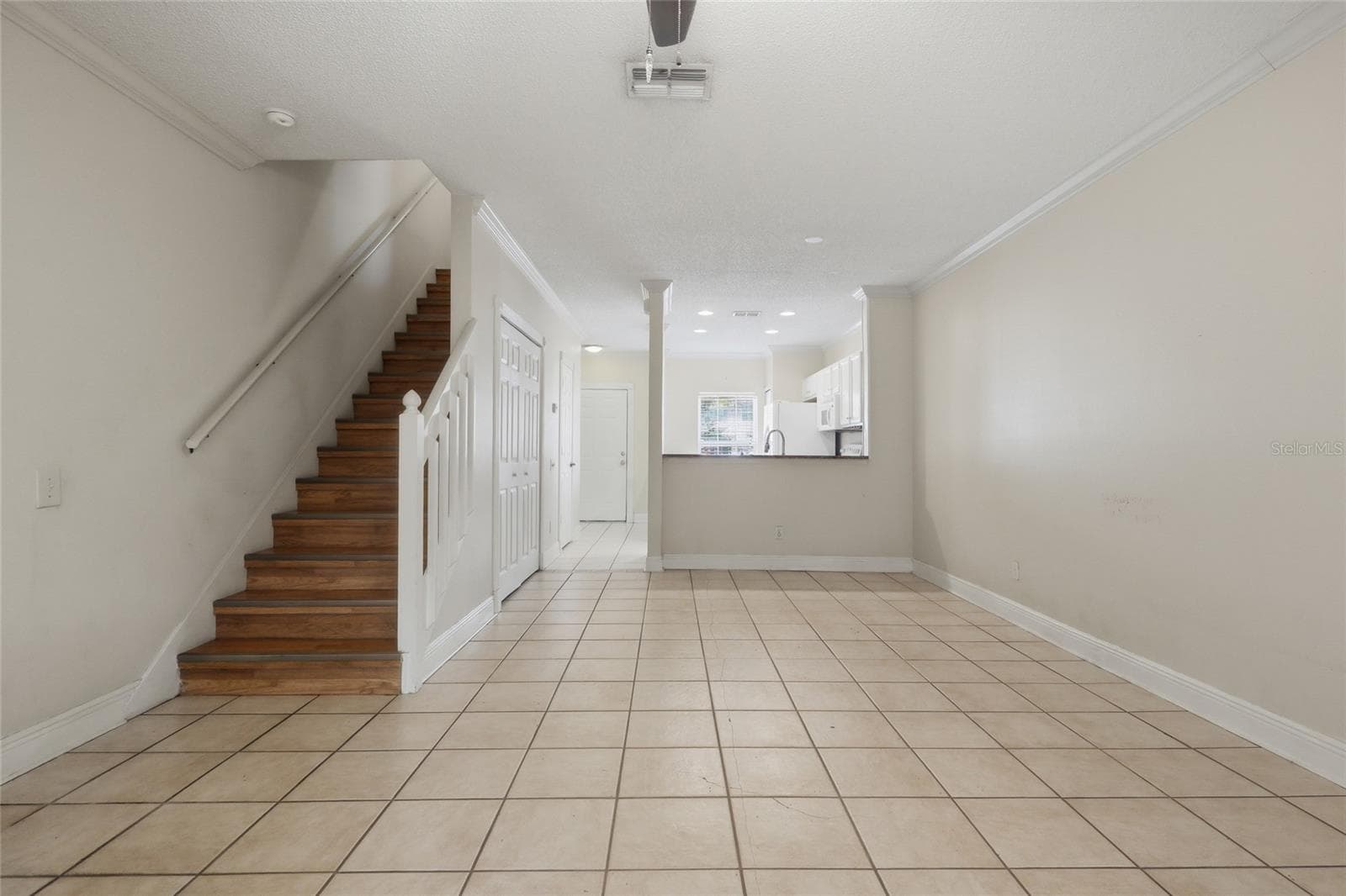 Townhouse at 5416 CARROLLWOOD KEY DR #8, TAMPA, photo 11 of 33