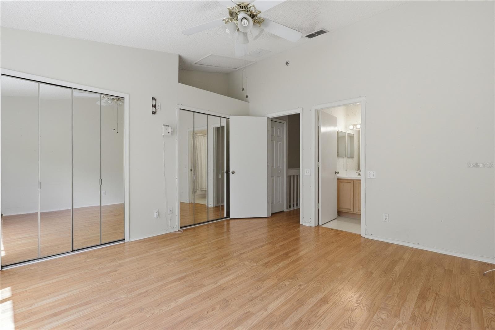 Townhouse at 5416 CARROLLWOOD KEY DR #8, TAMPA, photo 19 of 33