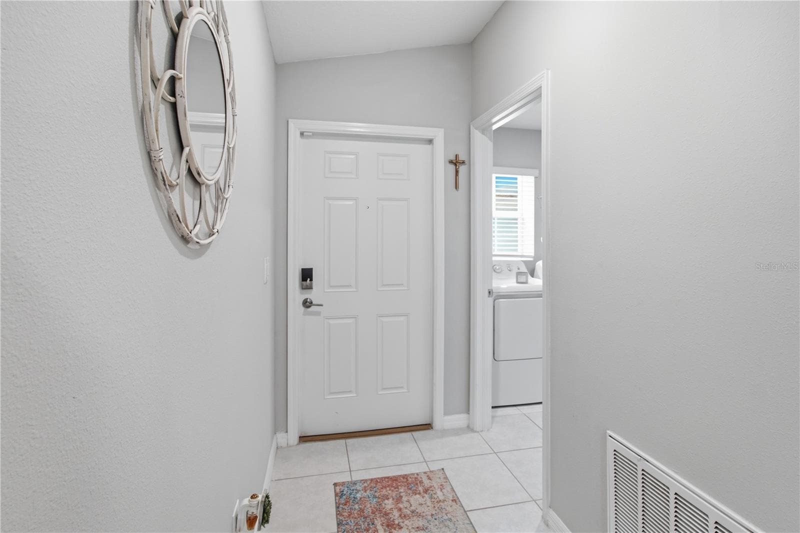 Single Family Residence at 10331 BLUE PLUME CT, RIVERVIEW, photo 10 of 57