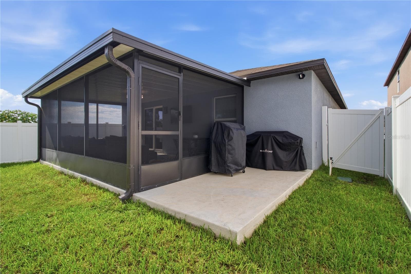 Single Family Residence at 10331 BLUE PLUME CT, RIVERVIEW, photo 37 of 57