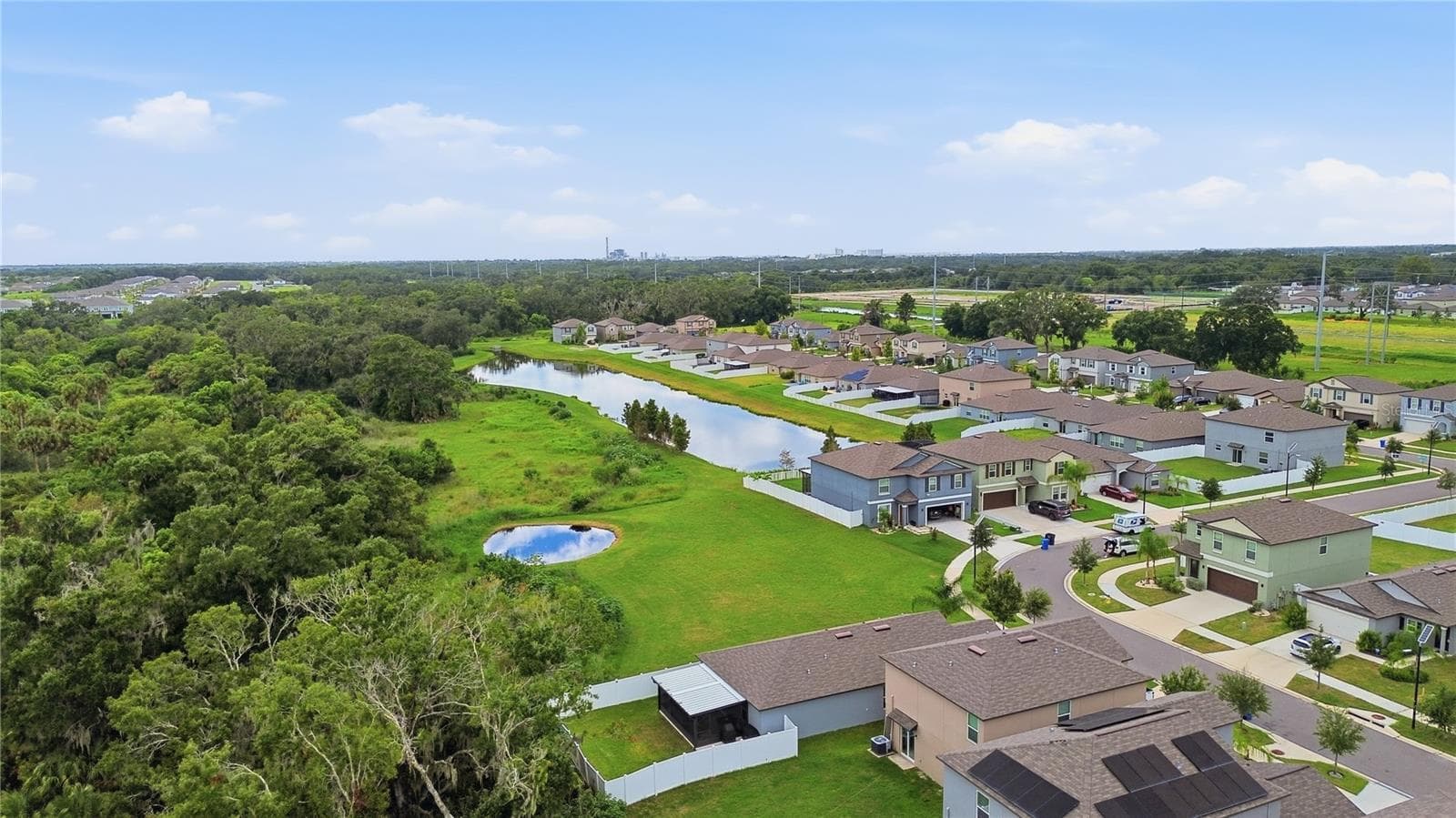 Single Family Residence at 10331 BLUE PLUME CT, RIVERVIEW, photo 48 of 57