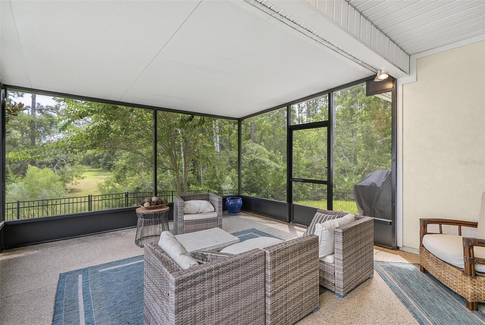 Screened in Lanai - 88 BIRDIE WAY, BUNNELL