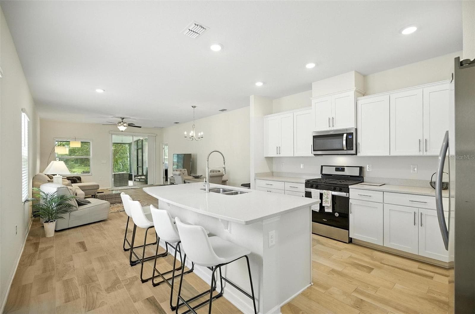 Kitchen - 88 BIRDIE WAY, BUNNELL