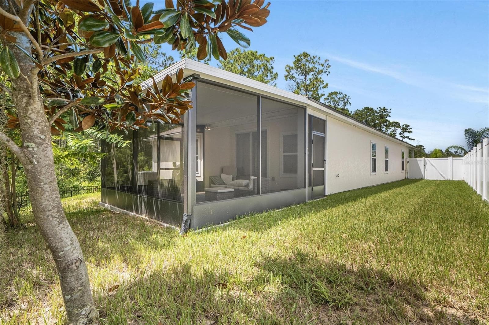 Rear View & Yard - 88 BIRDIE WAY, BUNNELL