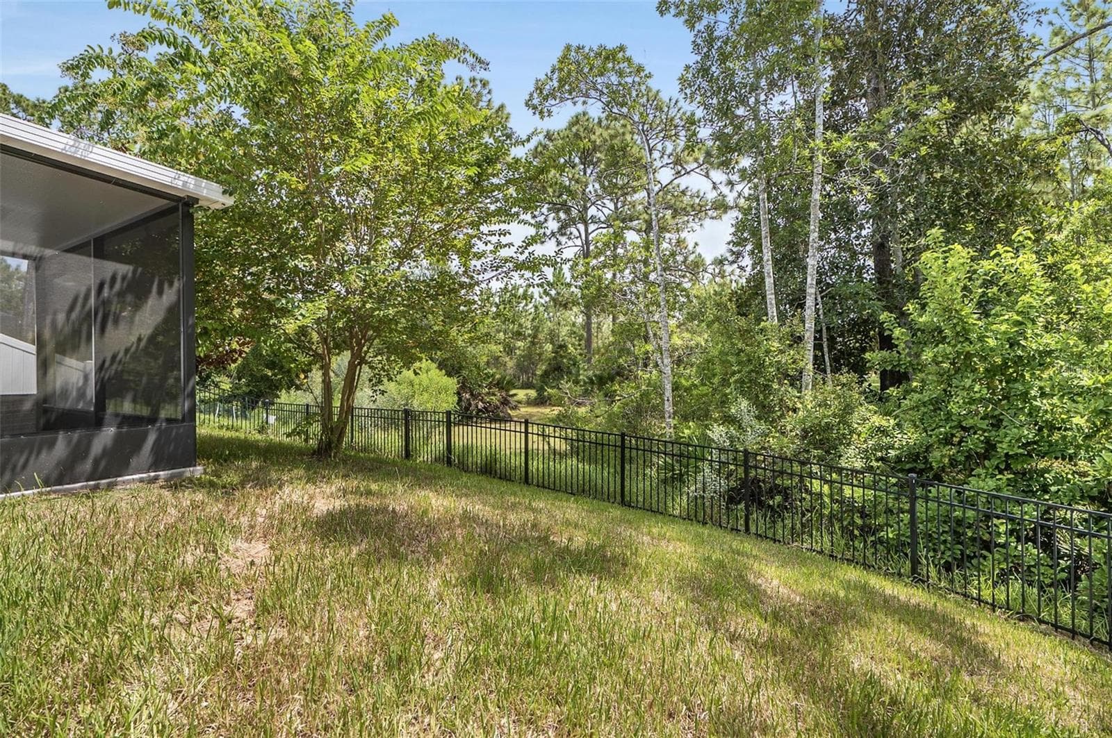 Rear View & Yard - 88 BIRDIE WAY, BUNNELL