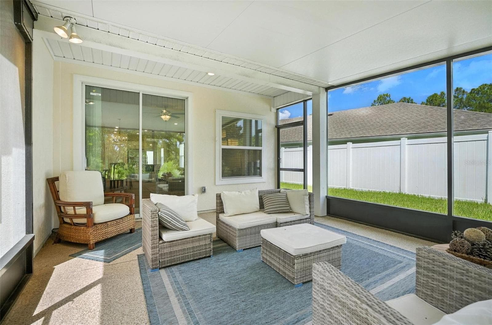 Screened in Lanai - 88 BIRDIE WAY, BUNNELL