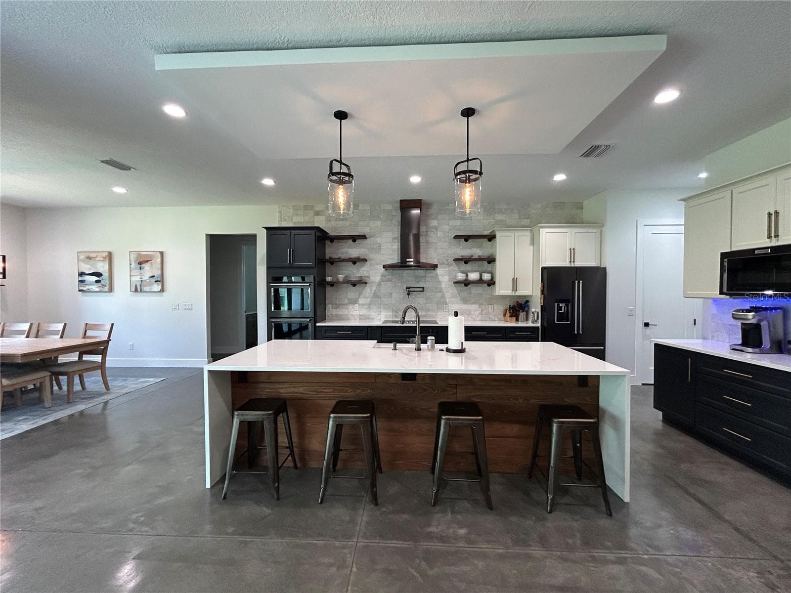Single Family Residence at 19512 MAJESTIC ST, ORLANDO, photo 6 of 48